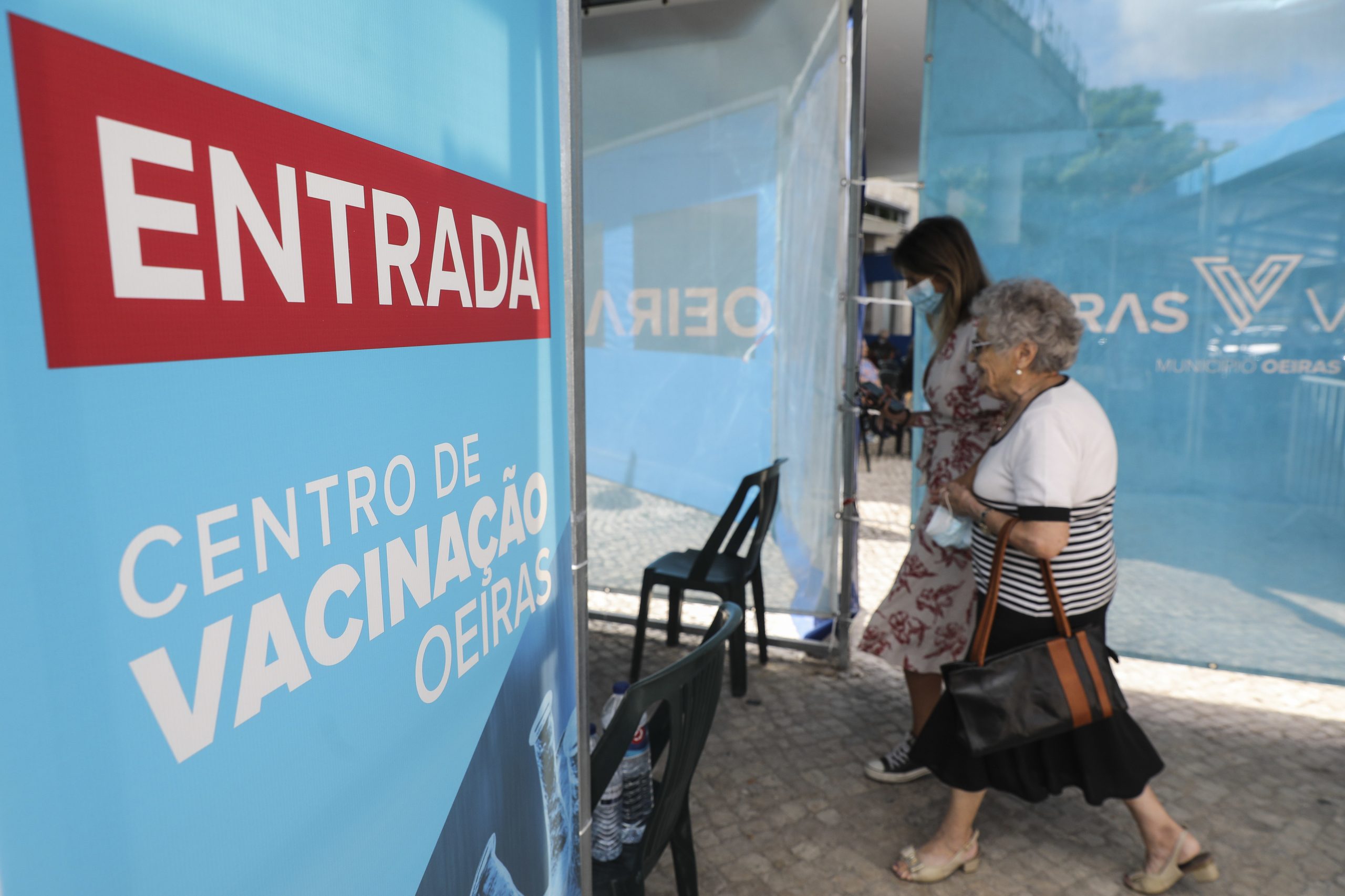 Despesa pública com análises clínicas duplica com a pandemia e atinge 378 M€