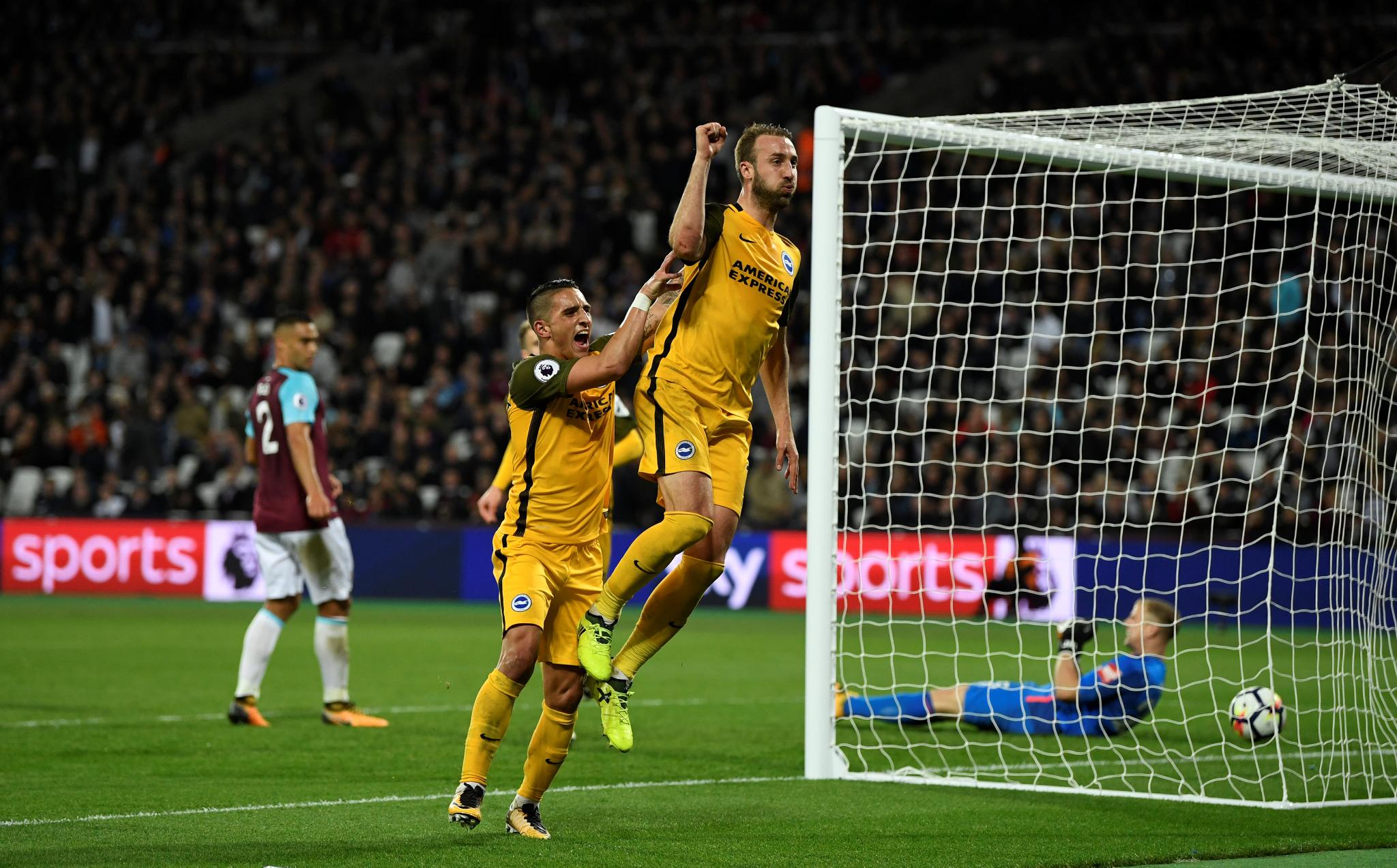 West Ham volta a perder na Premier League