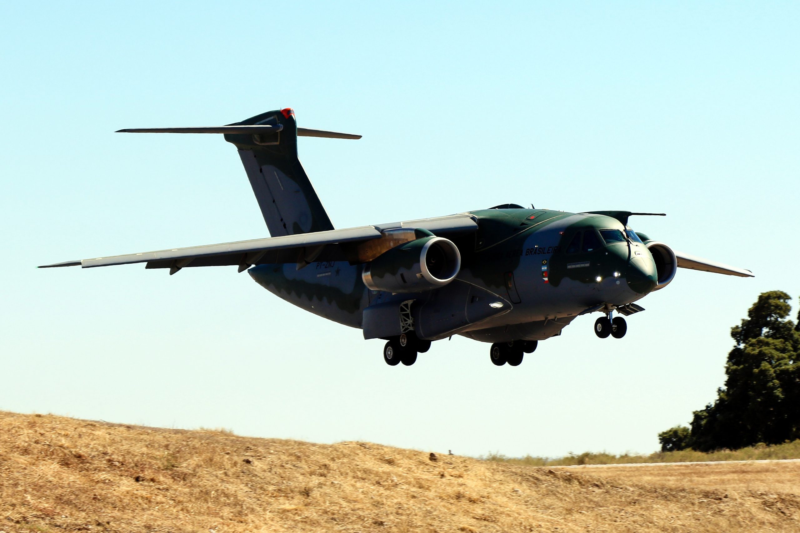 Programa de aquisição dos aviões KC-390 para a Força Aérea recebe visto do Tribunal de Contas