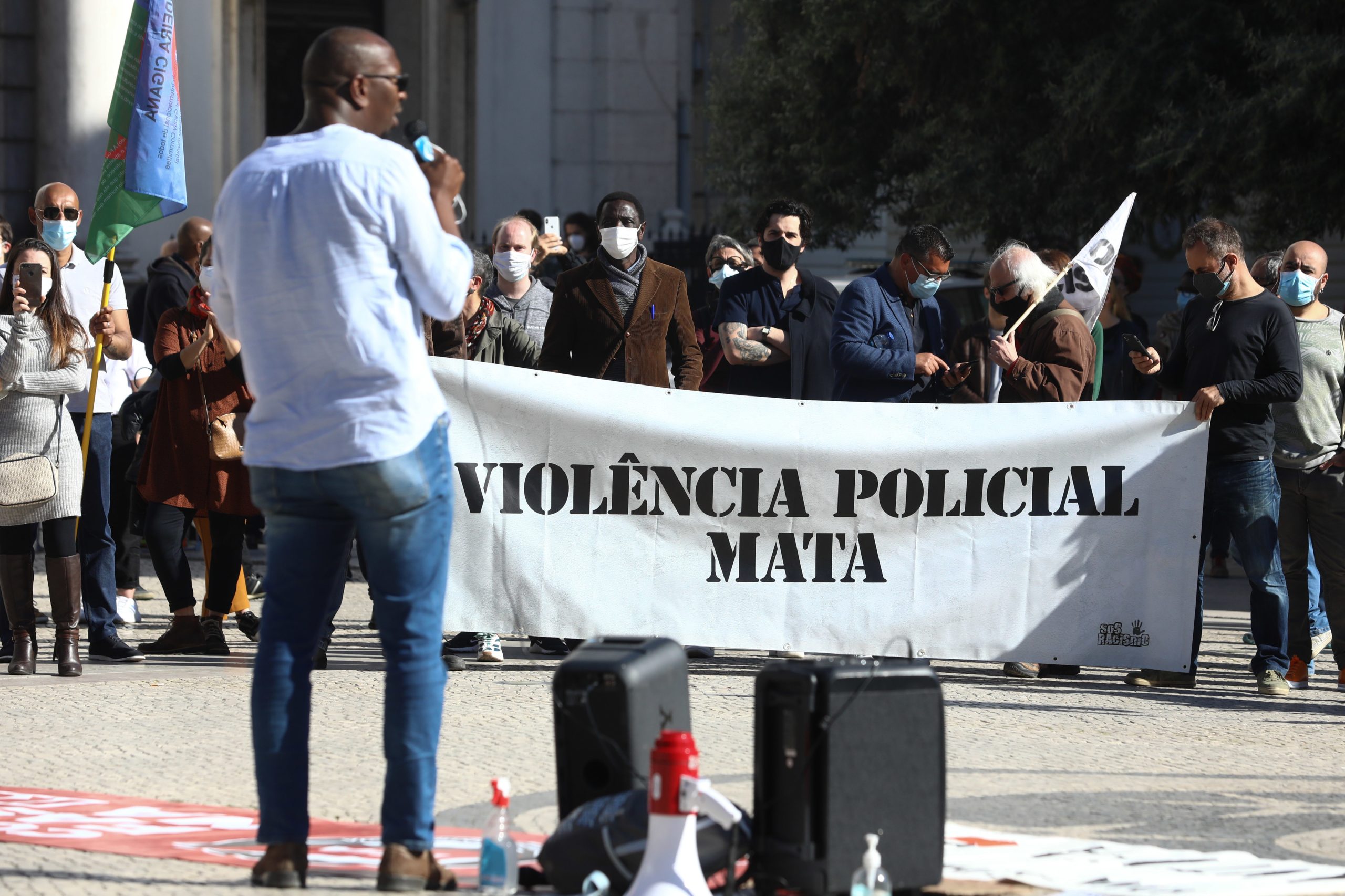 Sindicato dos guardas prisionais apresenta queixa contra Mamadou Ba