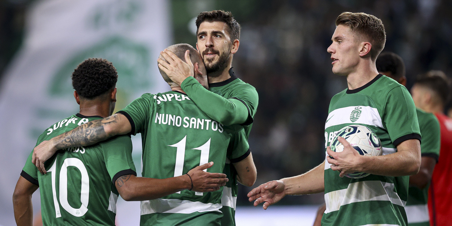 Sporting comemora título com vitória no Estoril