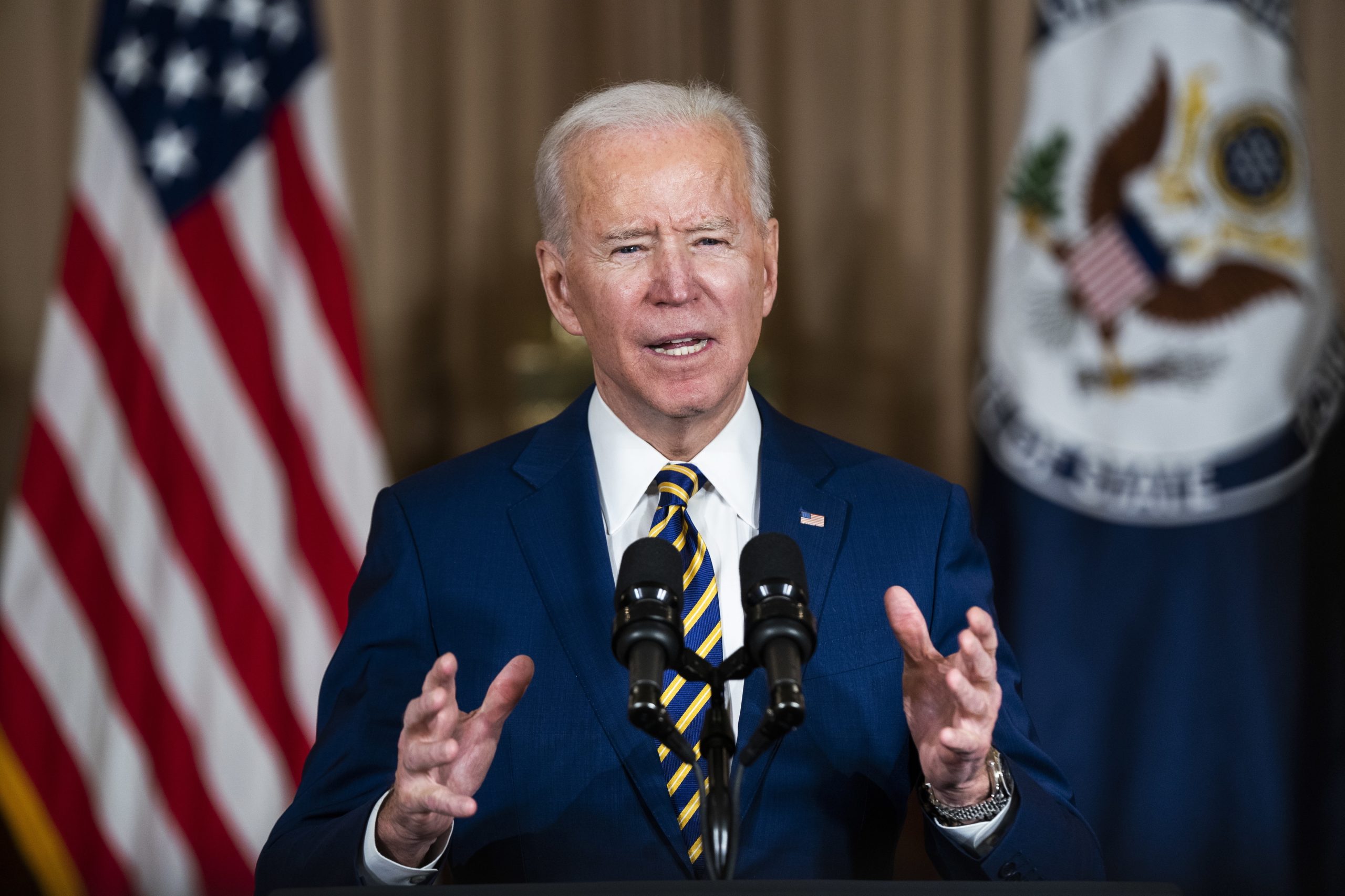 Myanmar: Biden apela a que generais renunciem ao poder