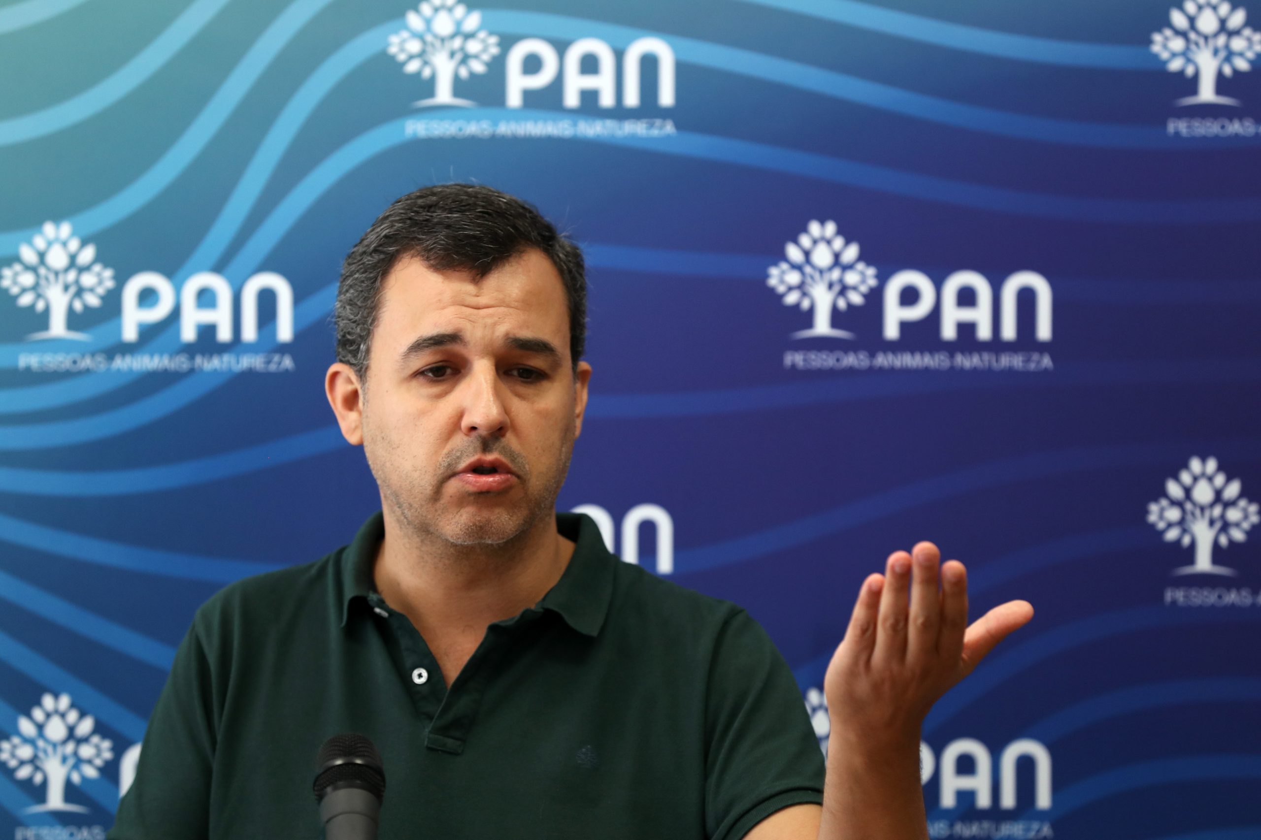 Eleições: Líder do PAN alerta que maioria absoluta “afunila sistema democrático”