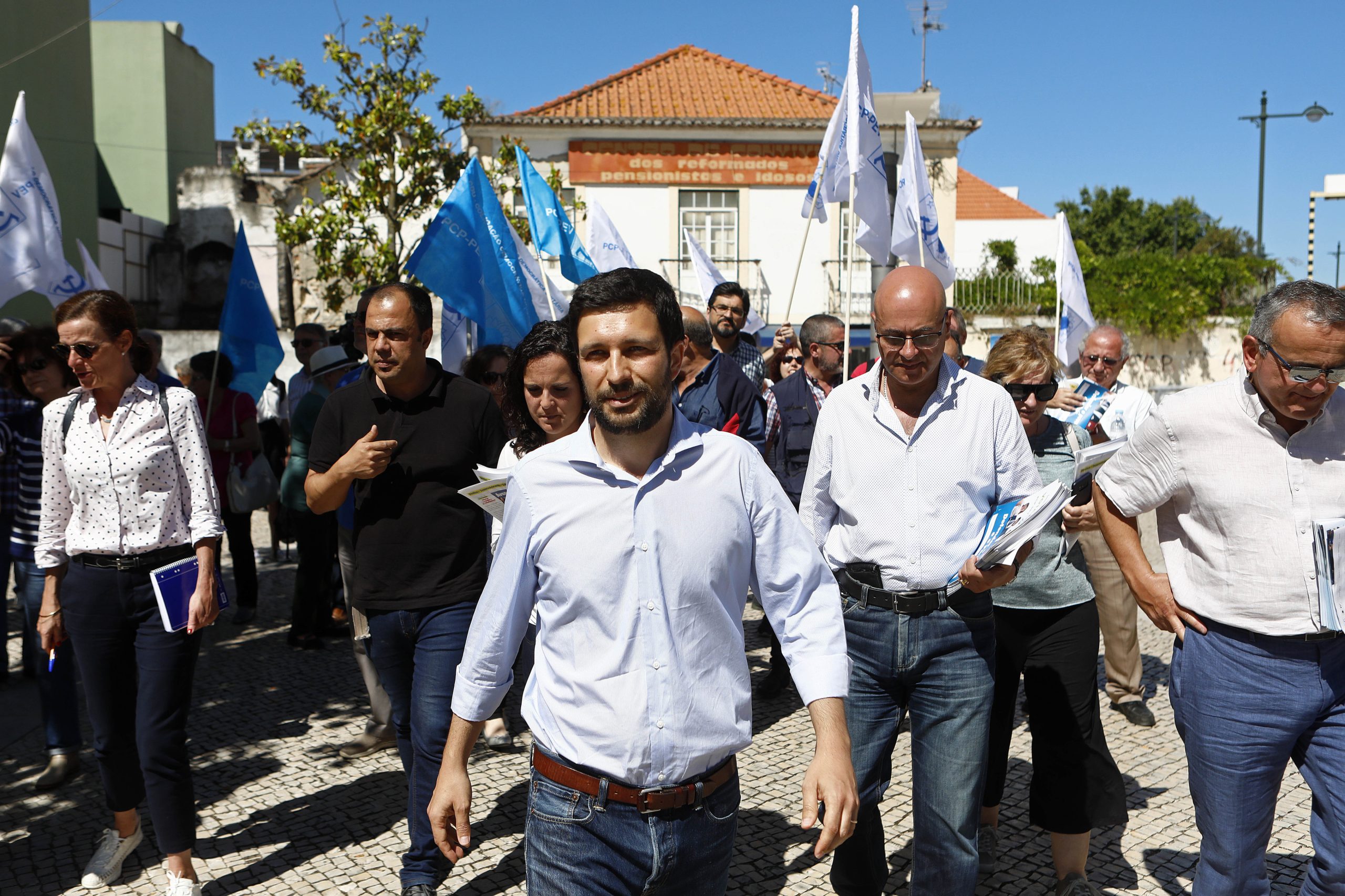 Europeias: Marisa Matias e João Ferreira solidários com trabalhadores da Autoeuropa