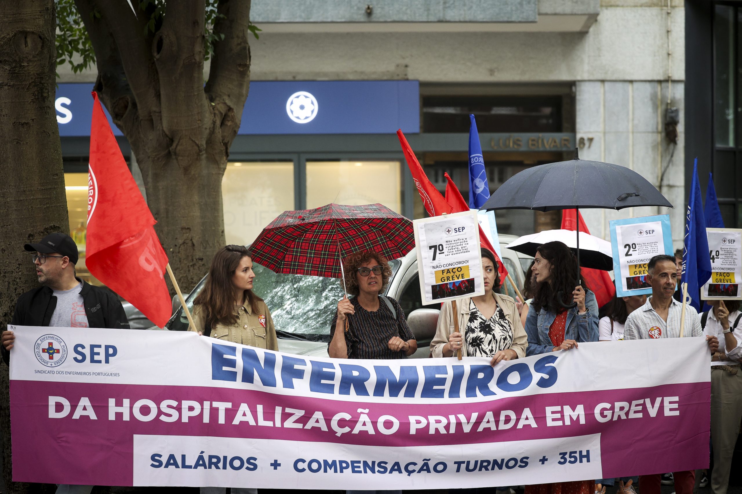 Enfermeiros ponderam alargar greve de setembro a mais unidades de saúde