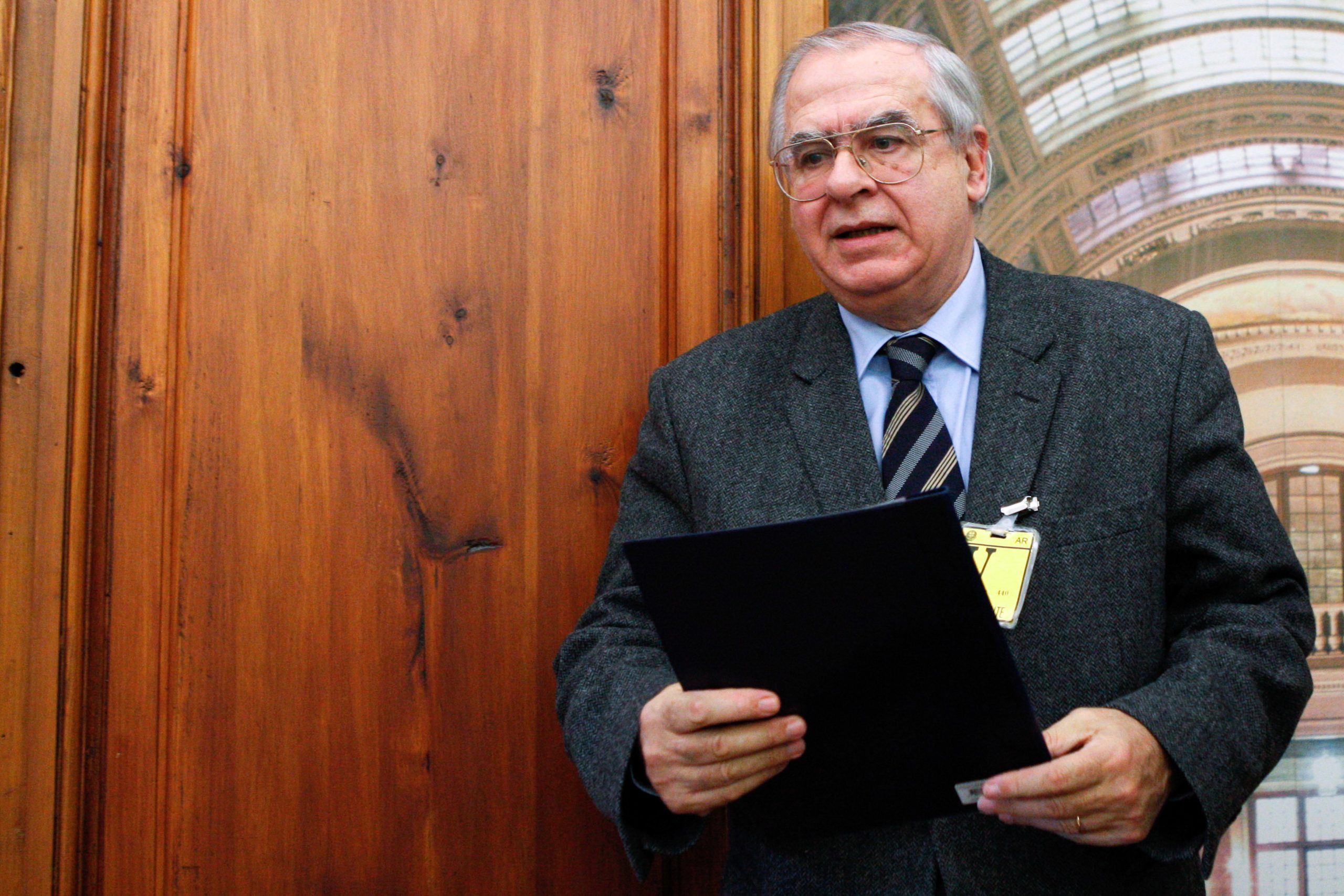 Castro Caldas: “O vírus dos despedimentos tem de ser tratado como uma pandemia”