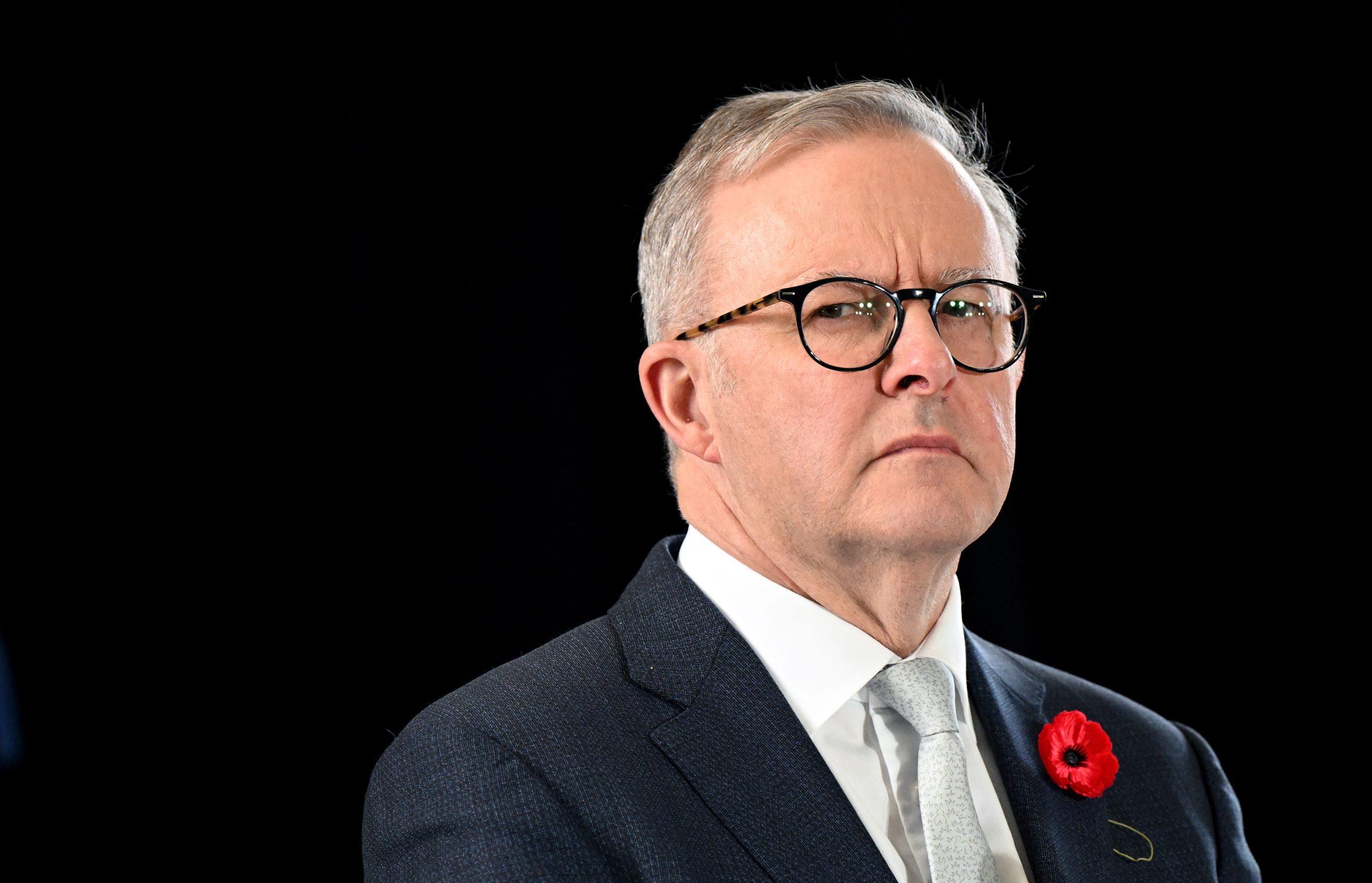 Anthony Albanese é o primeiro líder australiano a casar enquanto exerce funções