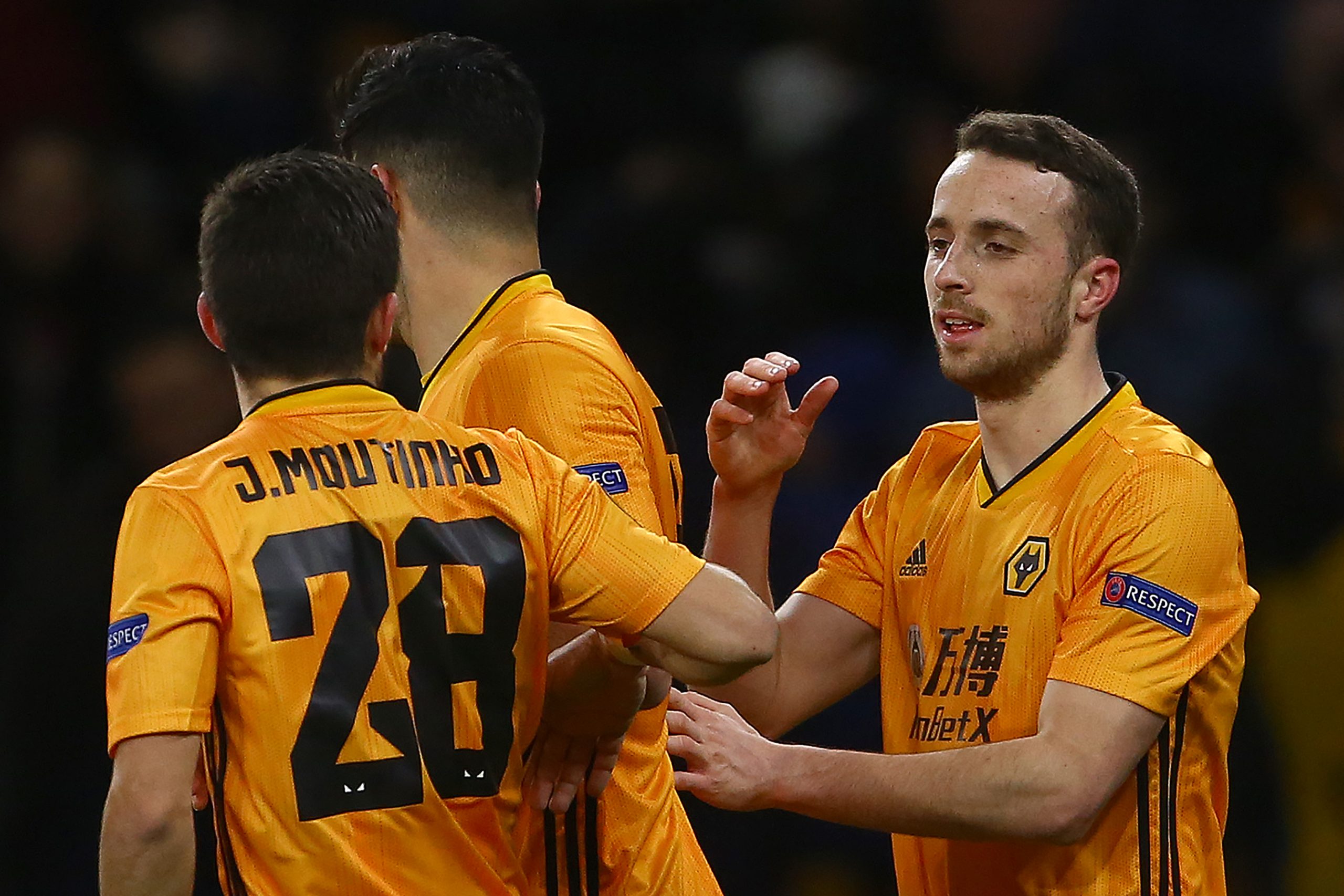 Covid-19: UEFA rejeita pedido do Wolverhampton para adiar jogo com Olympiacos