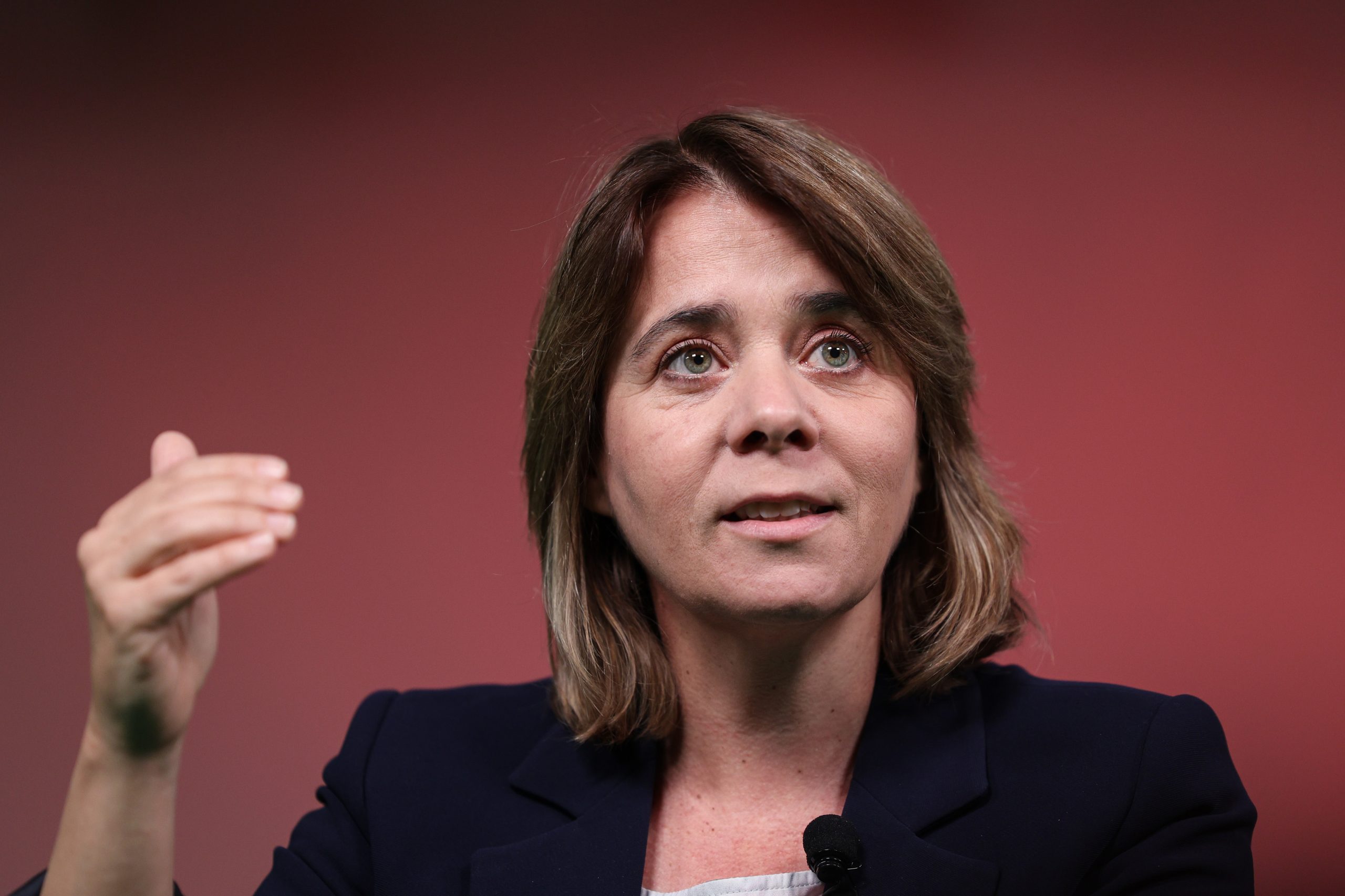 “O meu compromisso é absoluto”. Catarina Martins apresenta candidatura a Belém