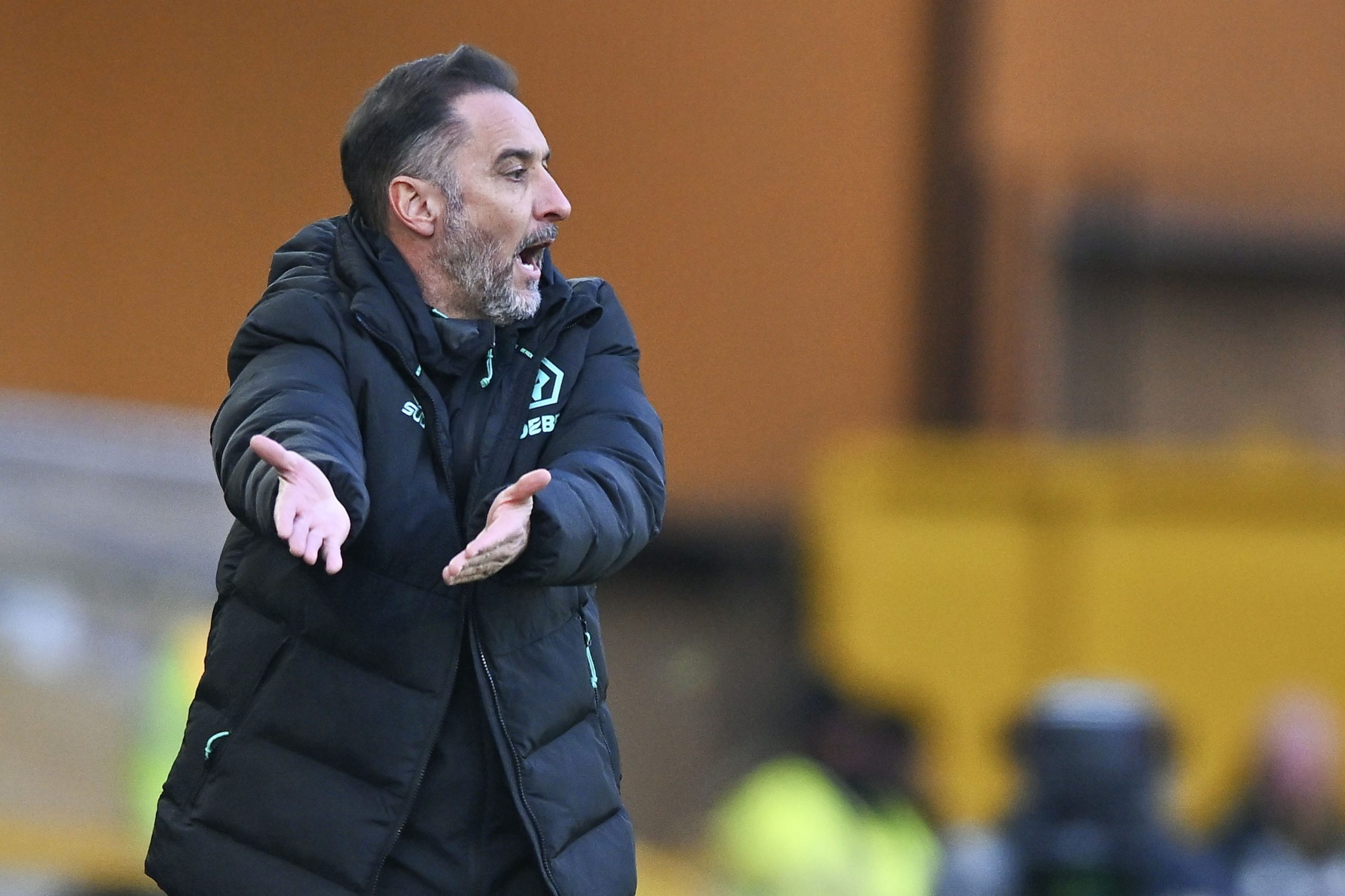 Wolverhampton, de Vítor Pereira, bate Blackburn e está nos ‘oitavos’ da Taça