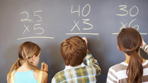 Primeiro ciclo de ensino: melhor a matemática, pior a ciências