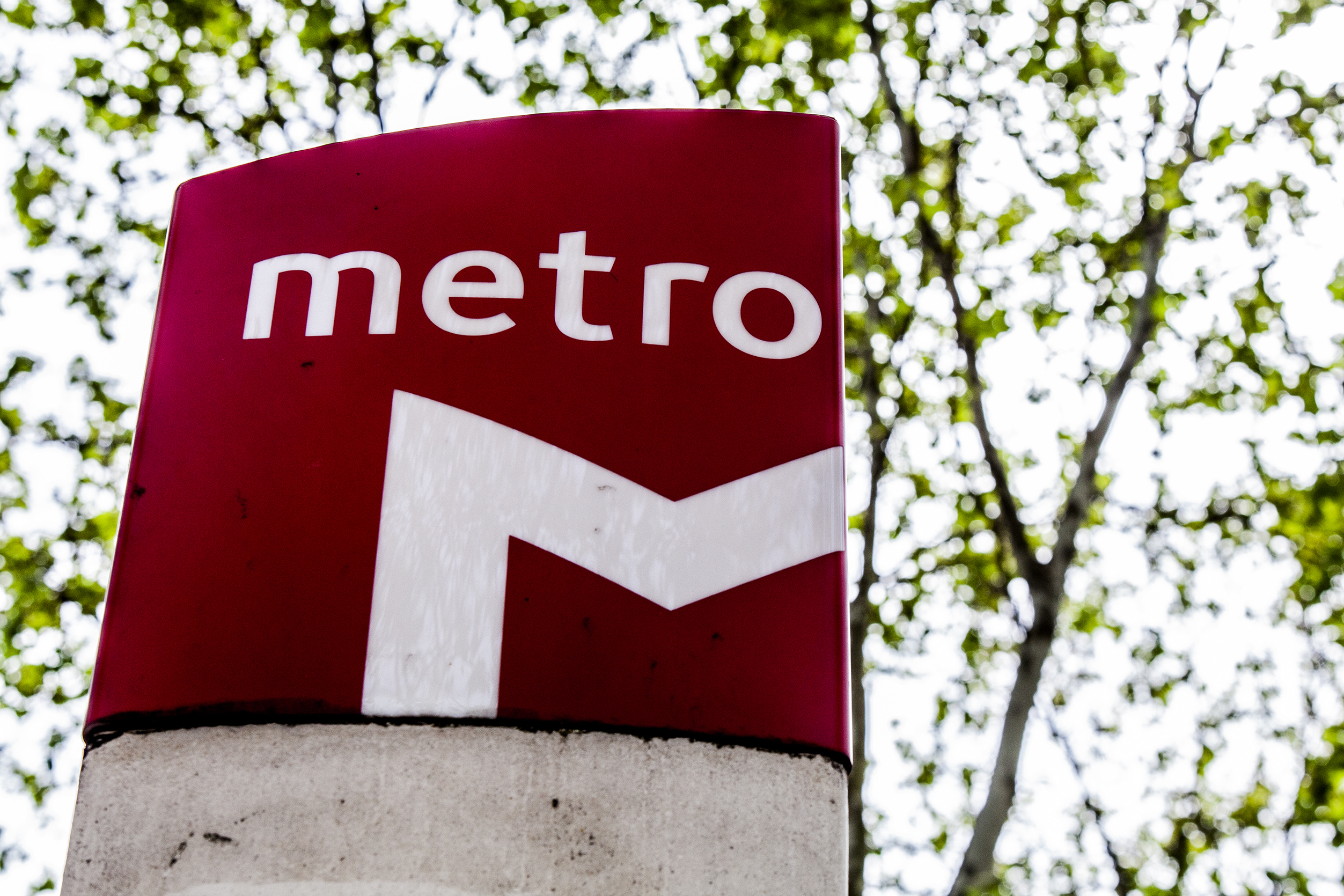 Metro de Lisboa prolonga funcionamento até à 1h nas noites de Natal e de Ano Novo