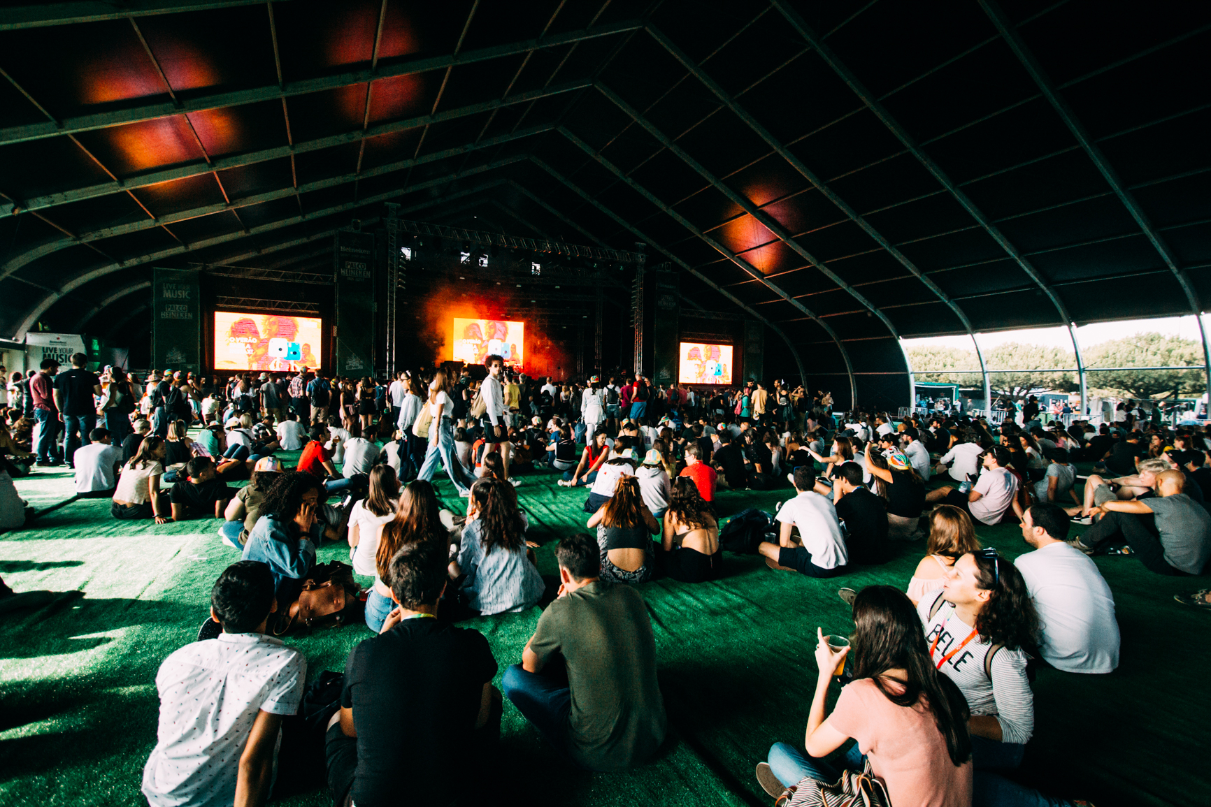 NOS Alive: No Coreto mostra-se do que é feita a nova música portuguesa criada por mulheres