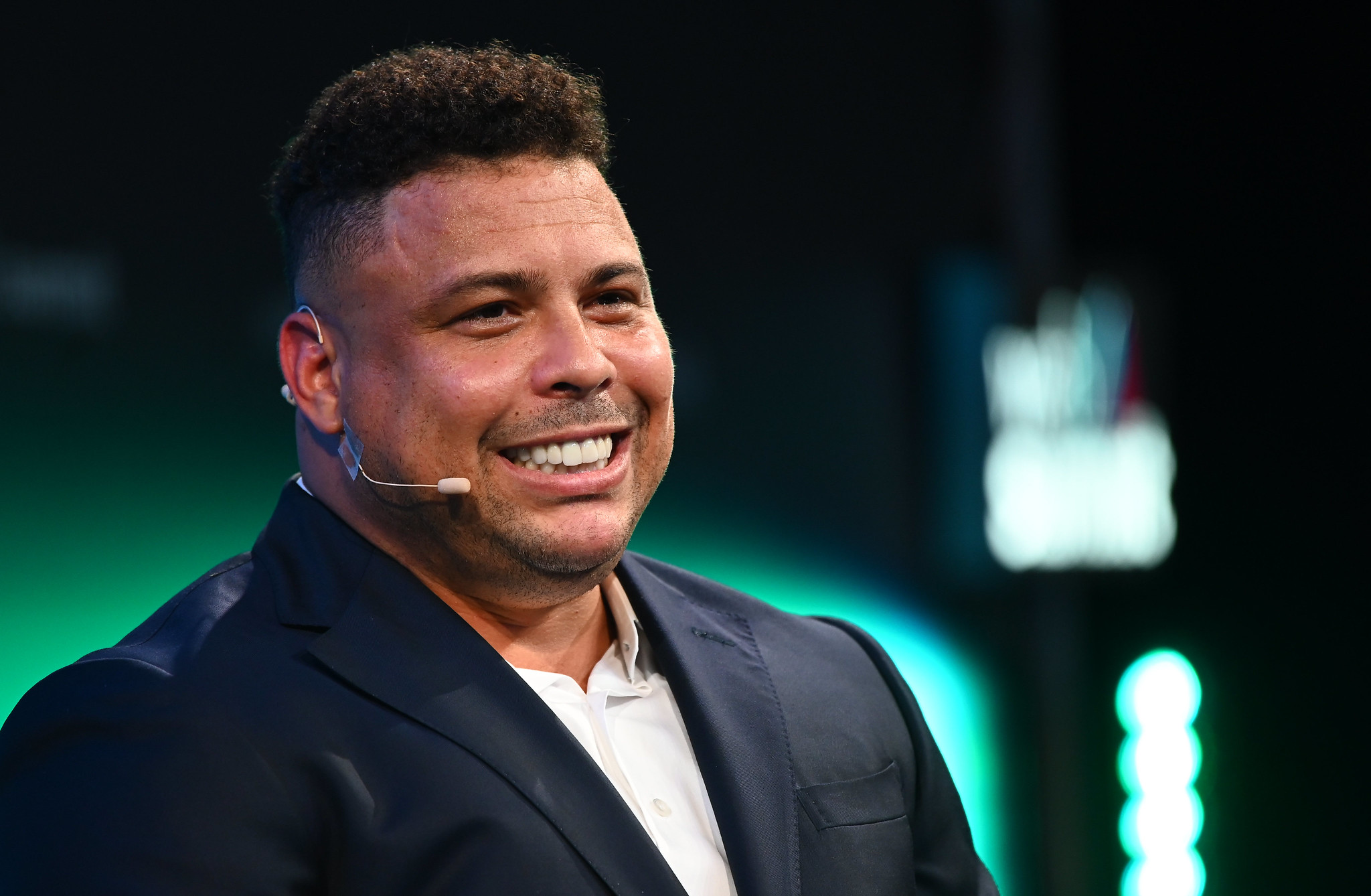 Ronaldo “o Fenómeno”, admite comprar clube em Portugal