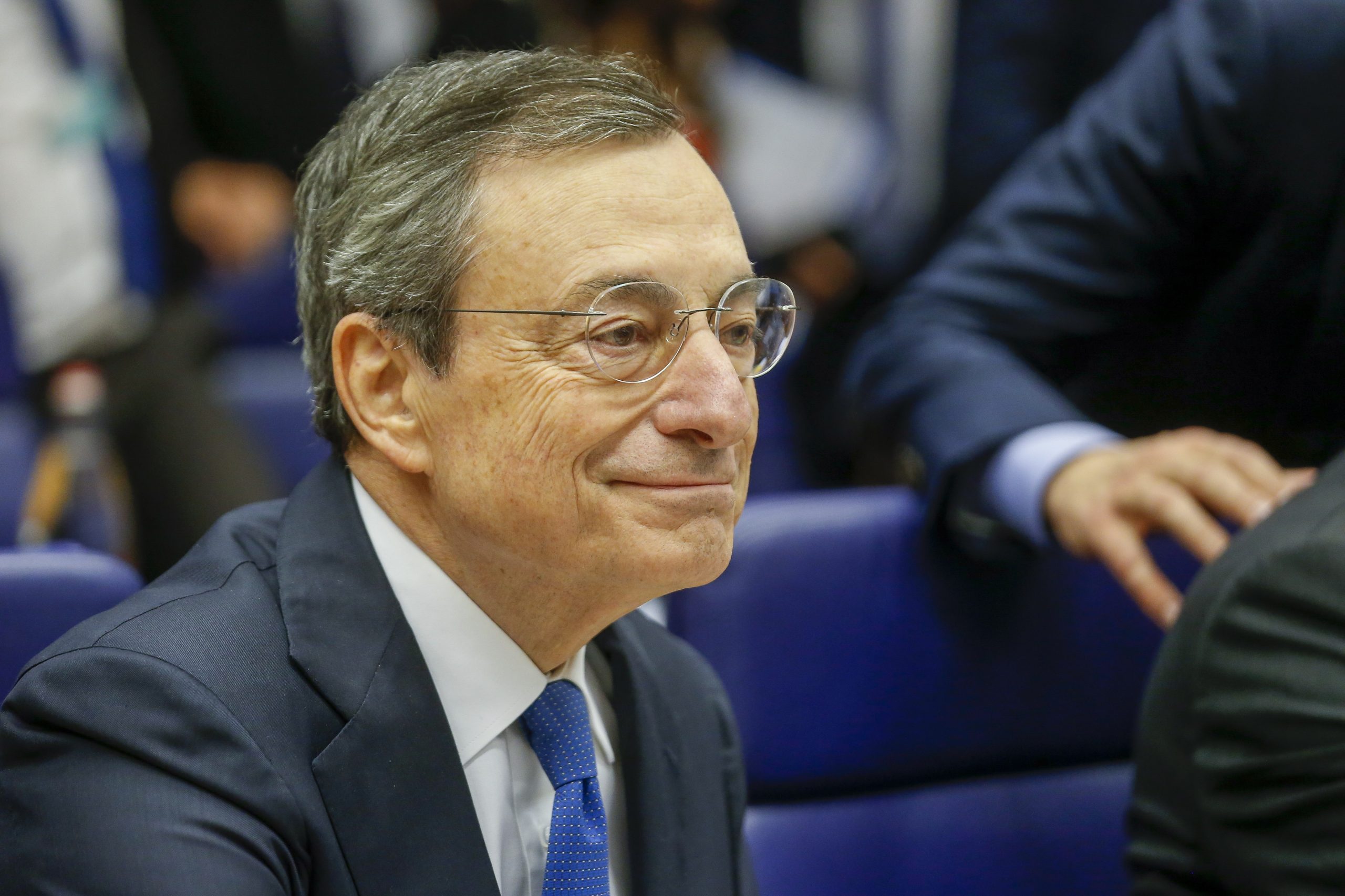 Draghi despede-se hoje após oito anos no comando do Banco Central Europeu