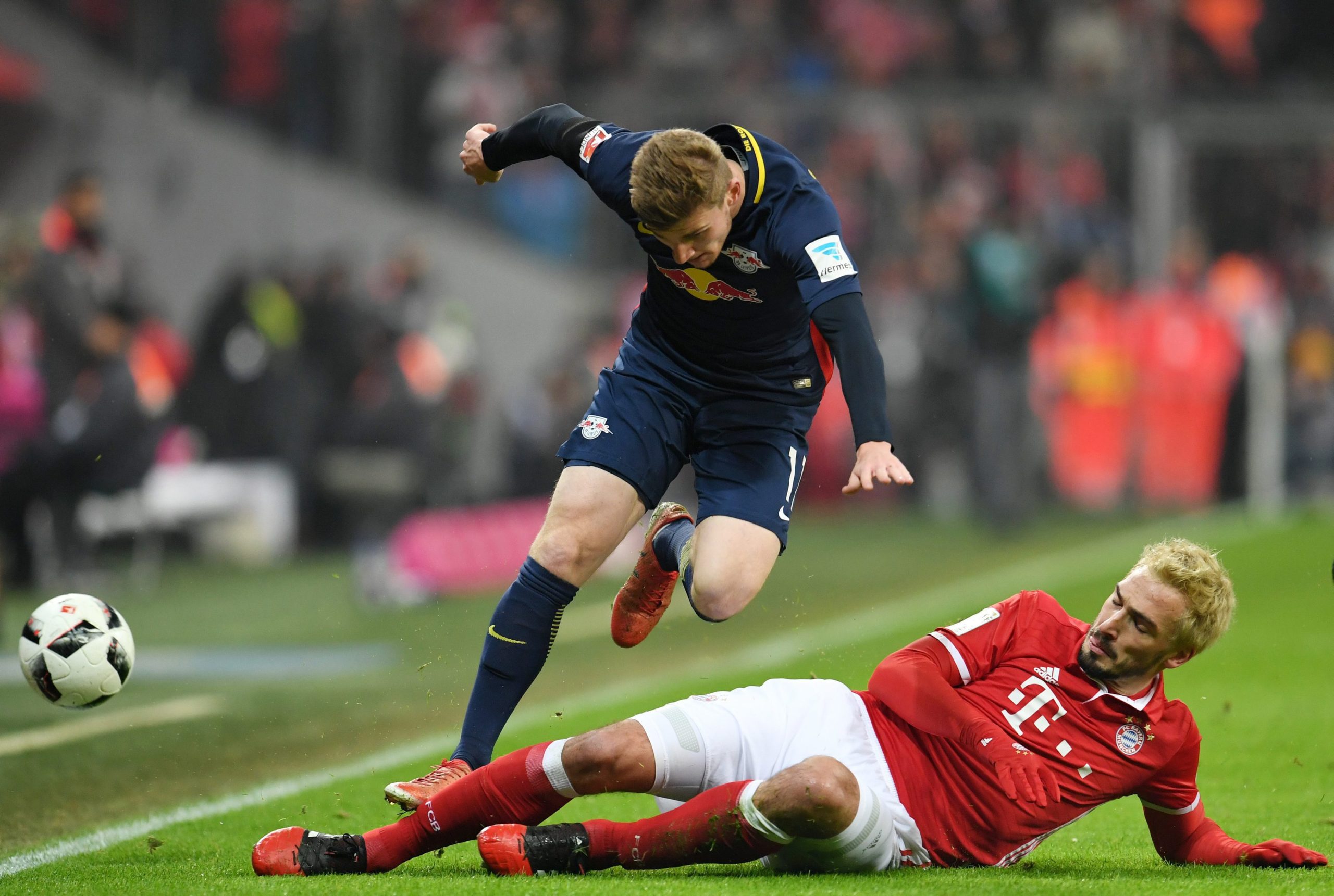 Bayern 3 – 0 Leipzig. Ou como pôr fim a um conto de fadas em 45 minutos
