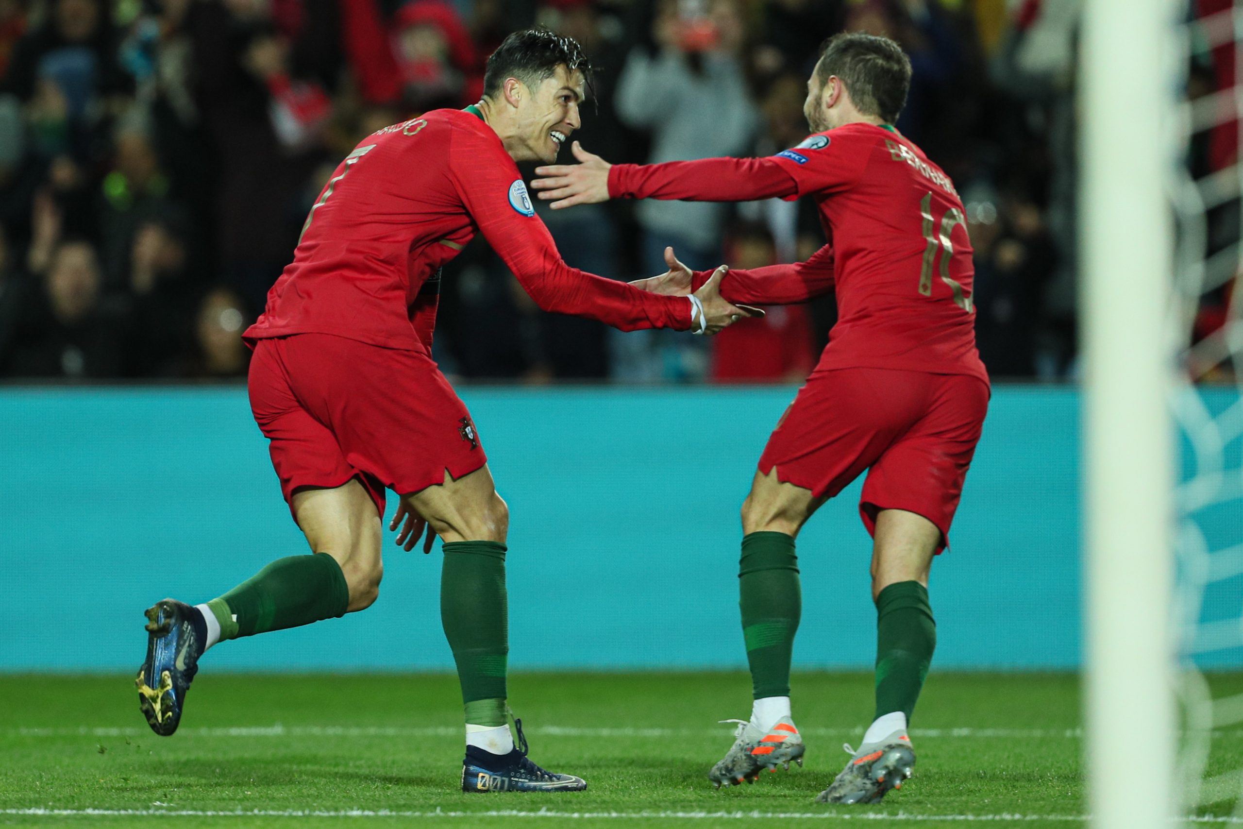 Portugal defronta Eslovénia em jogo particular no final de maio de preparação para Euro2020