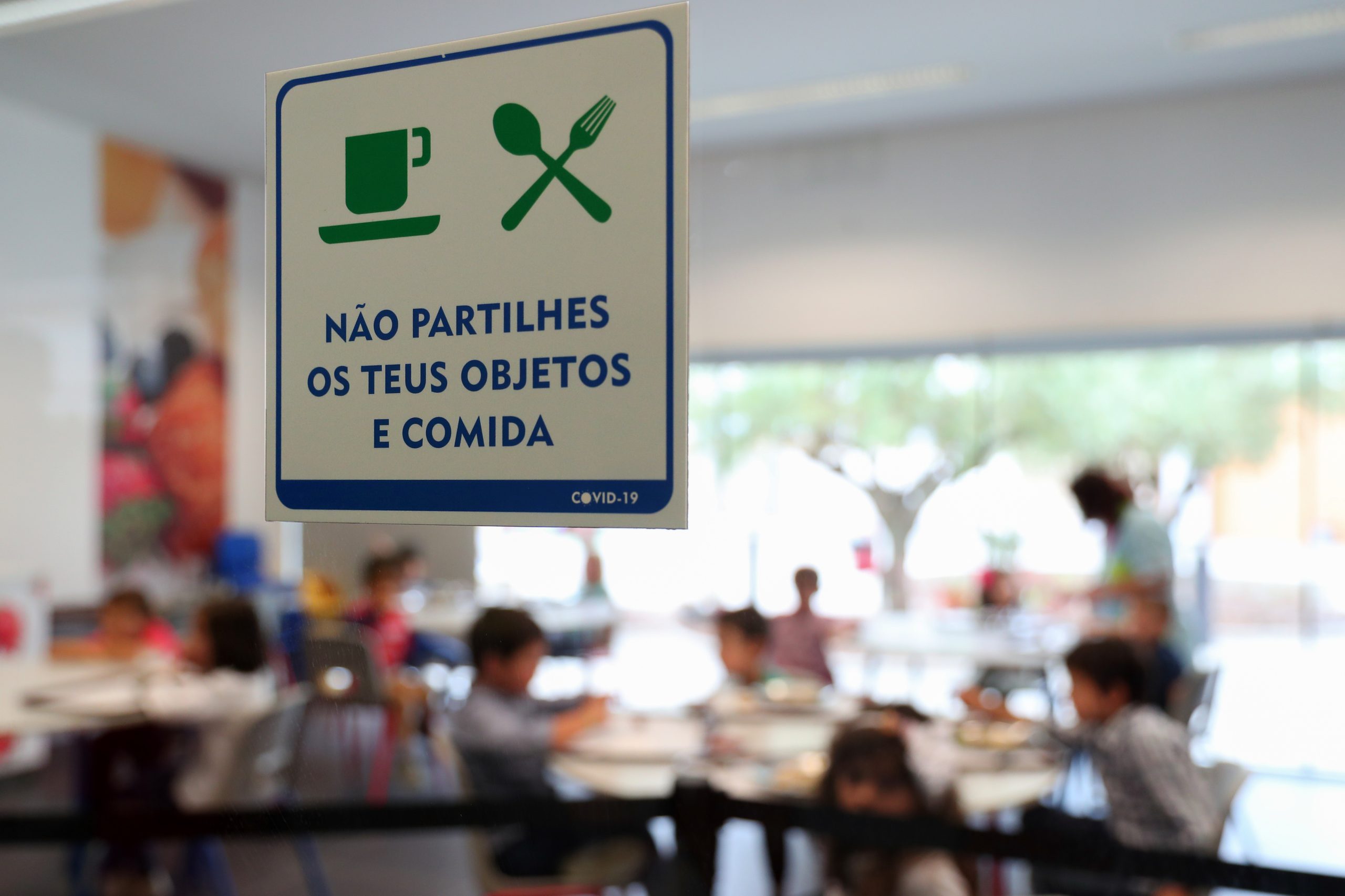 Covid-19: Escola em Guimarães com 55 alunos e 20 professores em quarentena