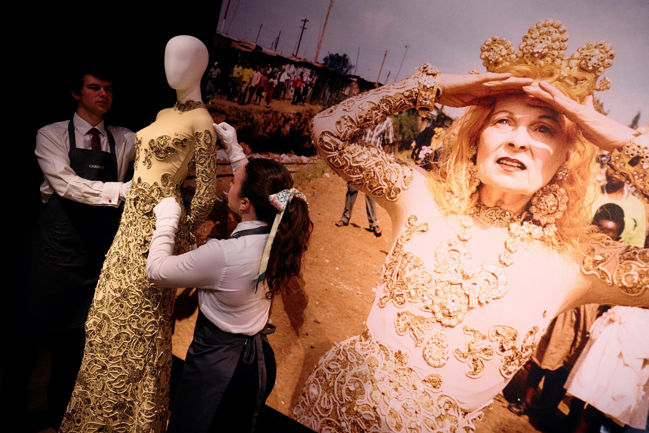 Coleção pessoal da rainha do punk Vivienne Westwood vai a leilão de beneficência