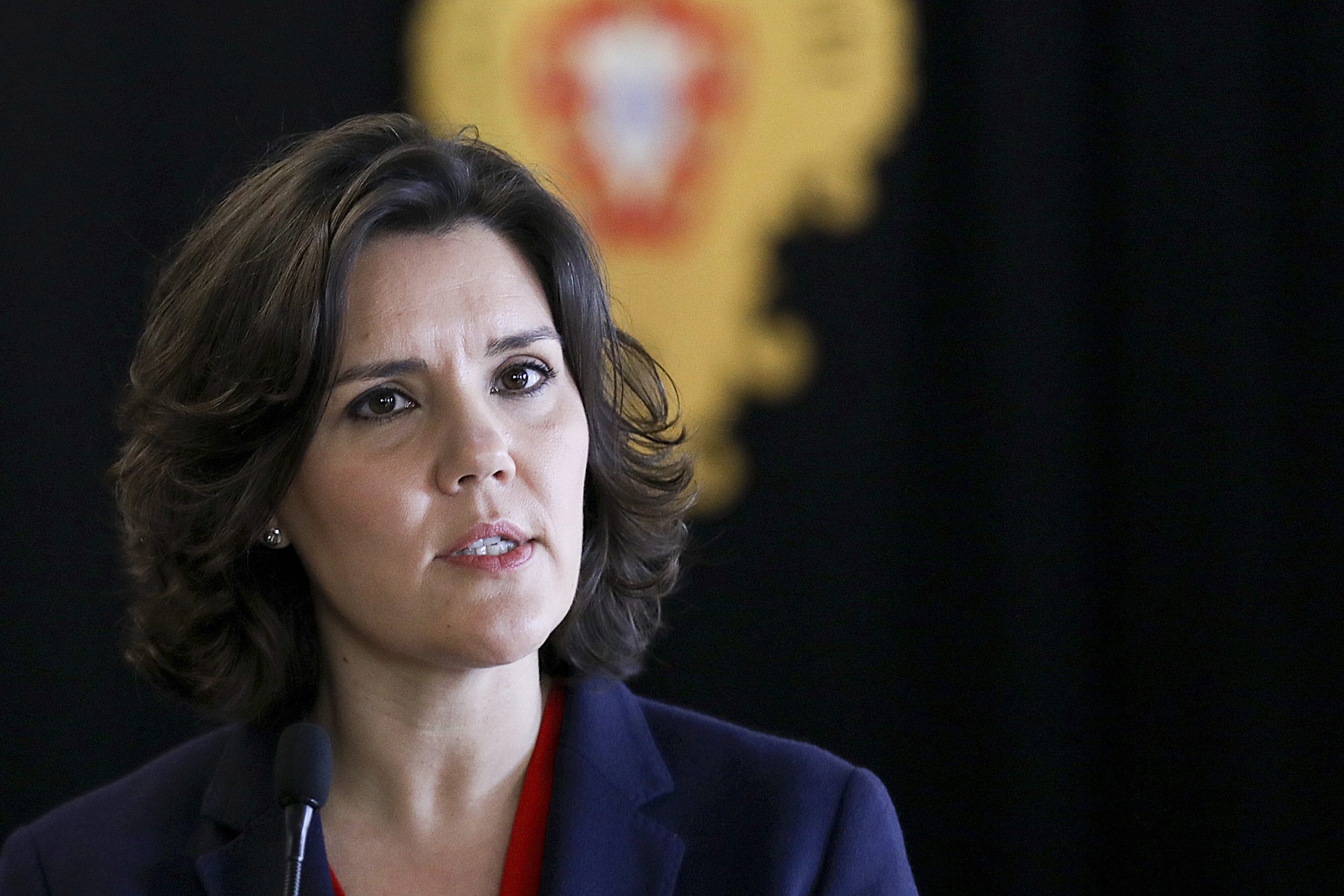 Cristas desafia Governo a marcar autárquicas