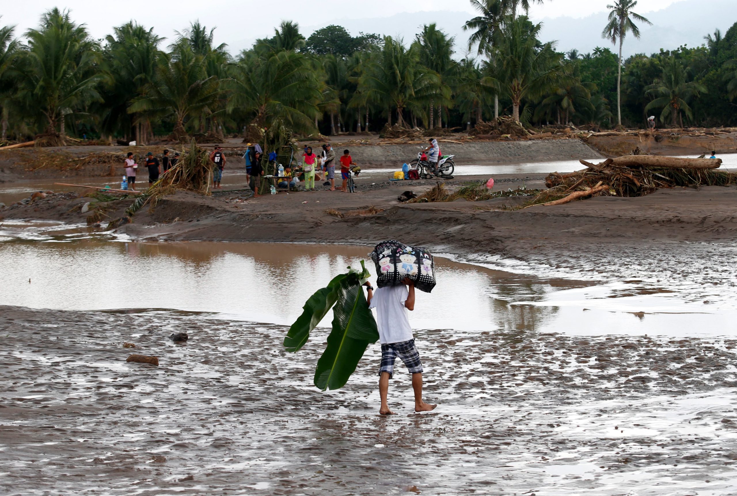 Tempestade tropical fez mais de 200 mortos no sul das Filipinas