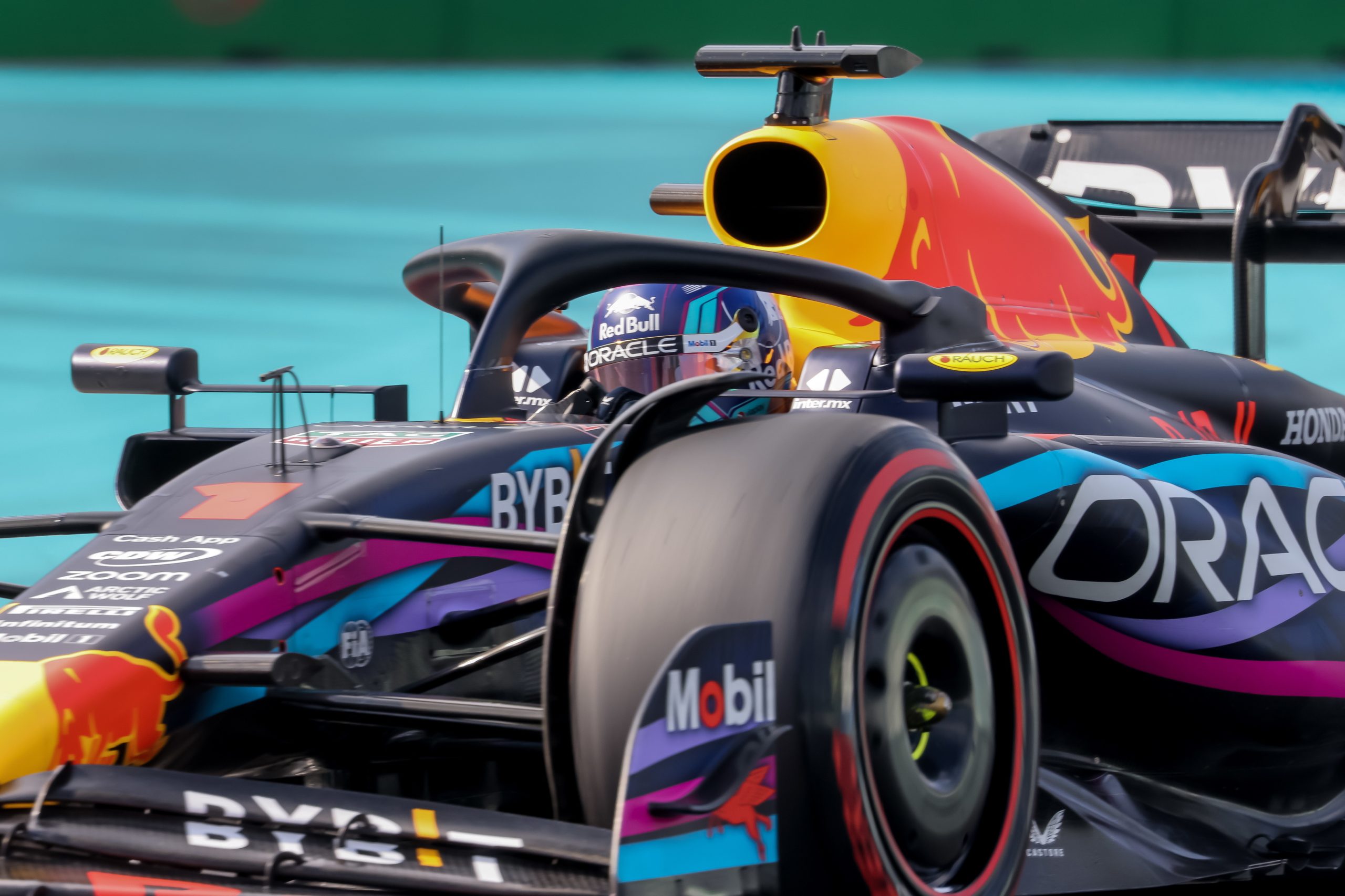 Grande Prémio do Mónaco: Verstappen conquista pole position, Leclerc punido