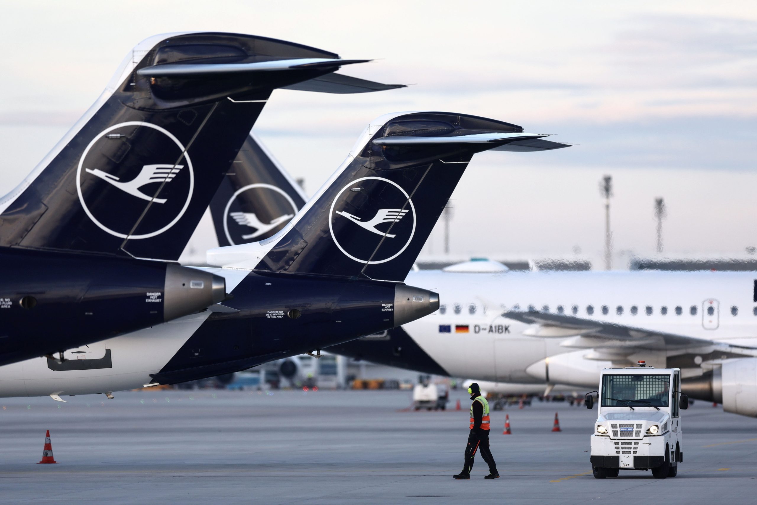 Lucro da Lufthansa mais do que duplica para 1.673 milhões de euros em 2023