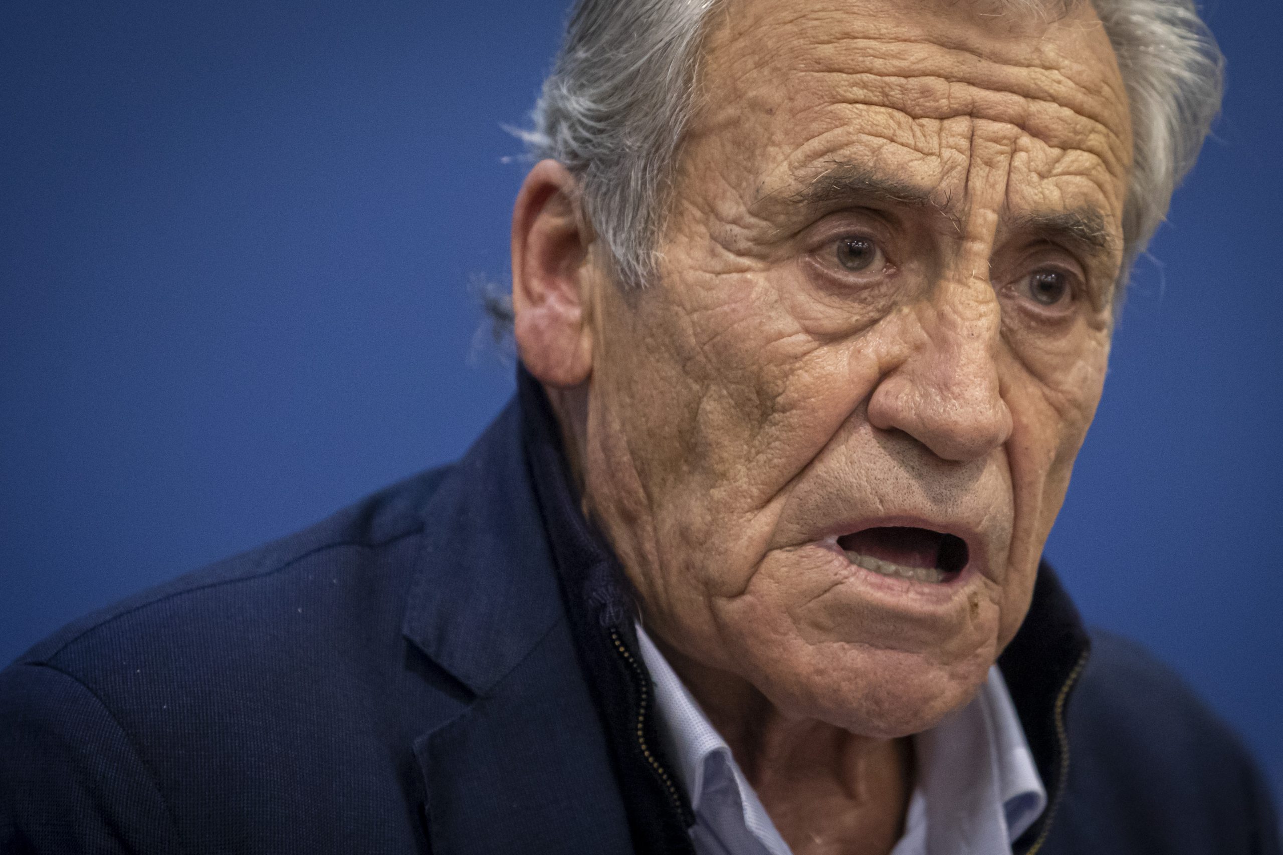 Covid-19: Jerónimo quer ser vacinado como cidadão e não como deputado