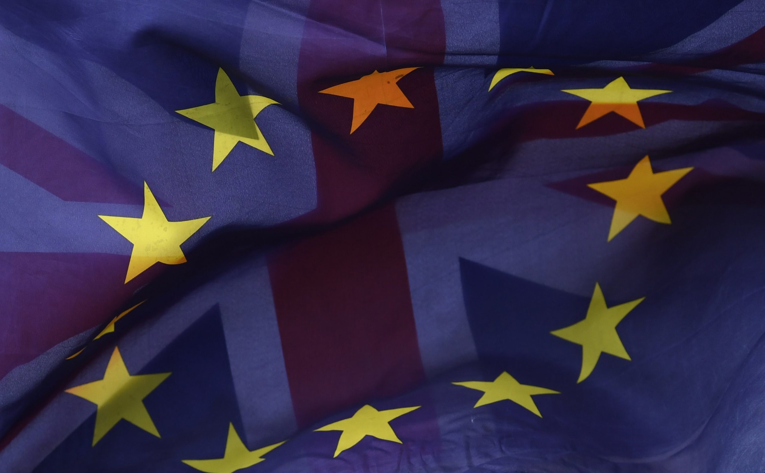 OCDE antevê novos sinais de desaceleração do crescimento económico na UE