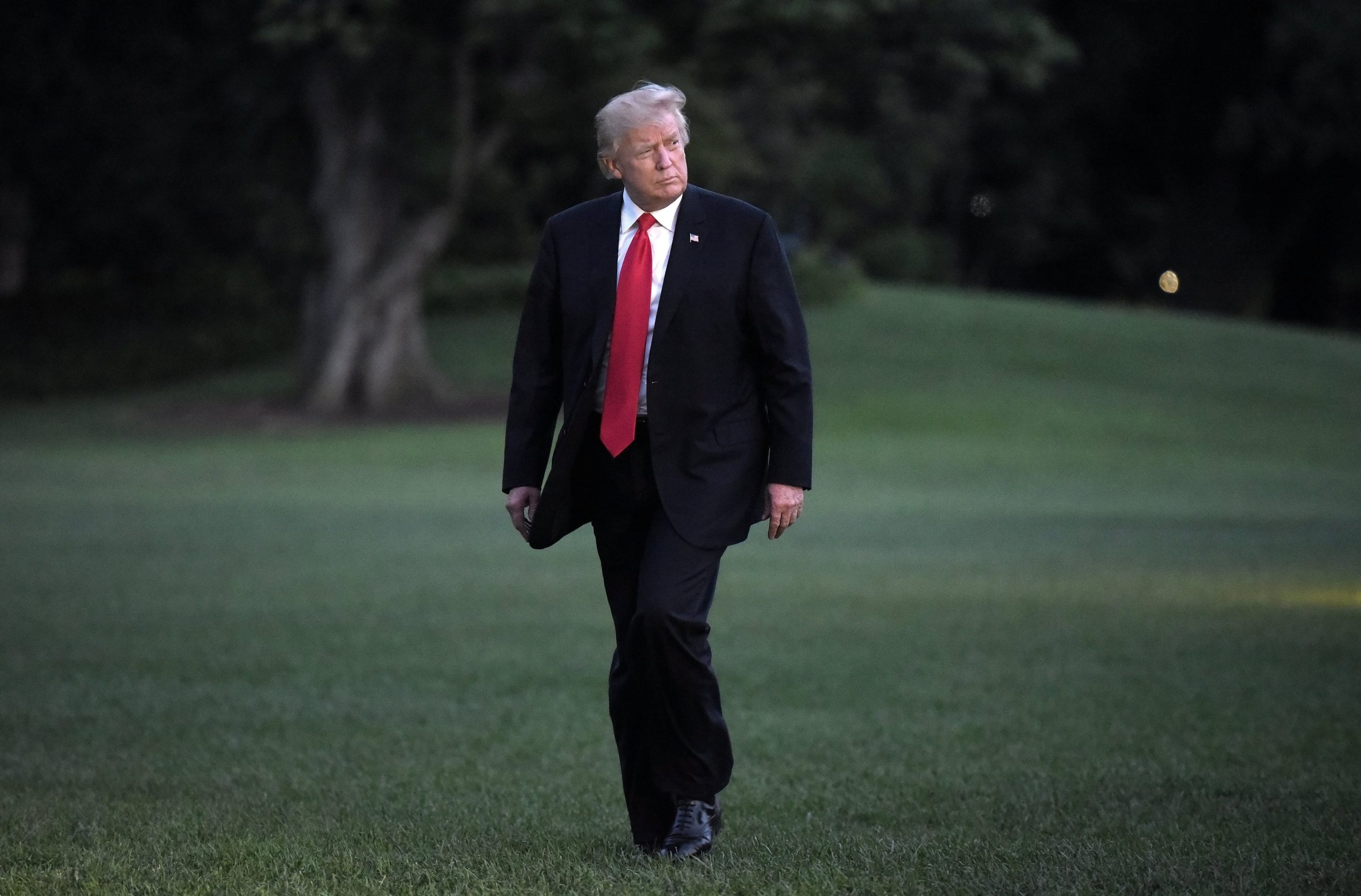 Suécia corta financiamento a organizações que acatem medida de Trump contra o aborto