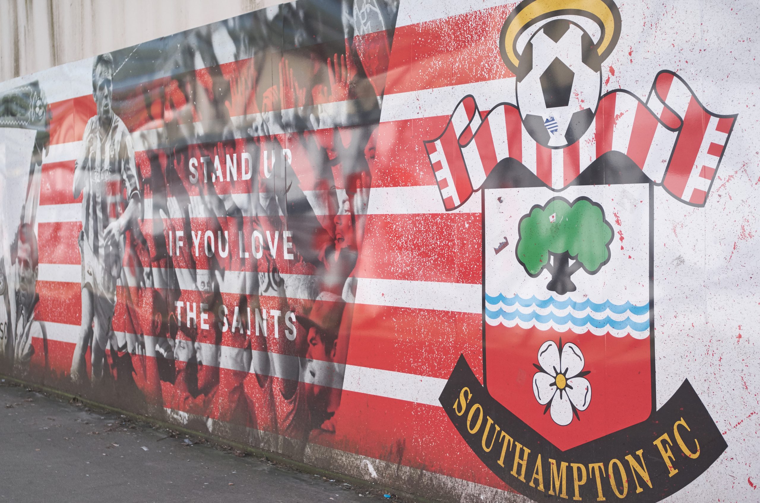 Southampton empata 1-1 com Everton e disputa ‘final’ com Swansea de Carvalhal