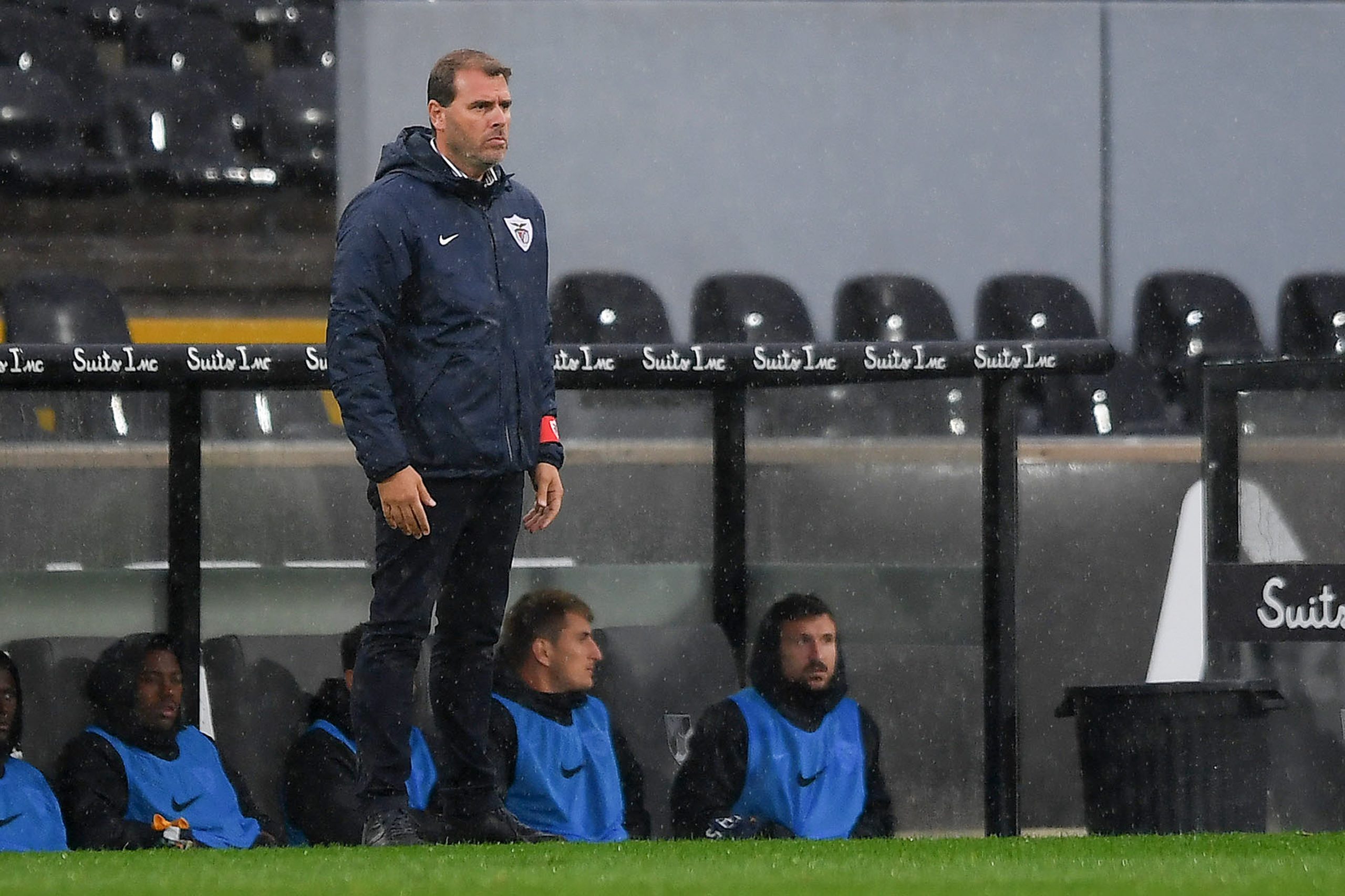 Treinador garante Santa Clara pronto para “desempenho de topo” na Luz