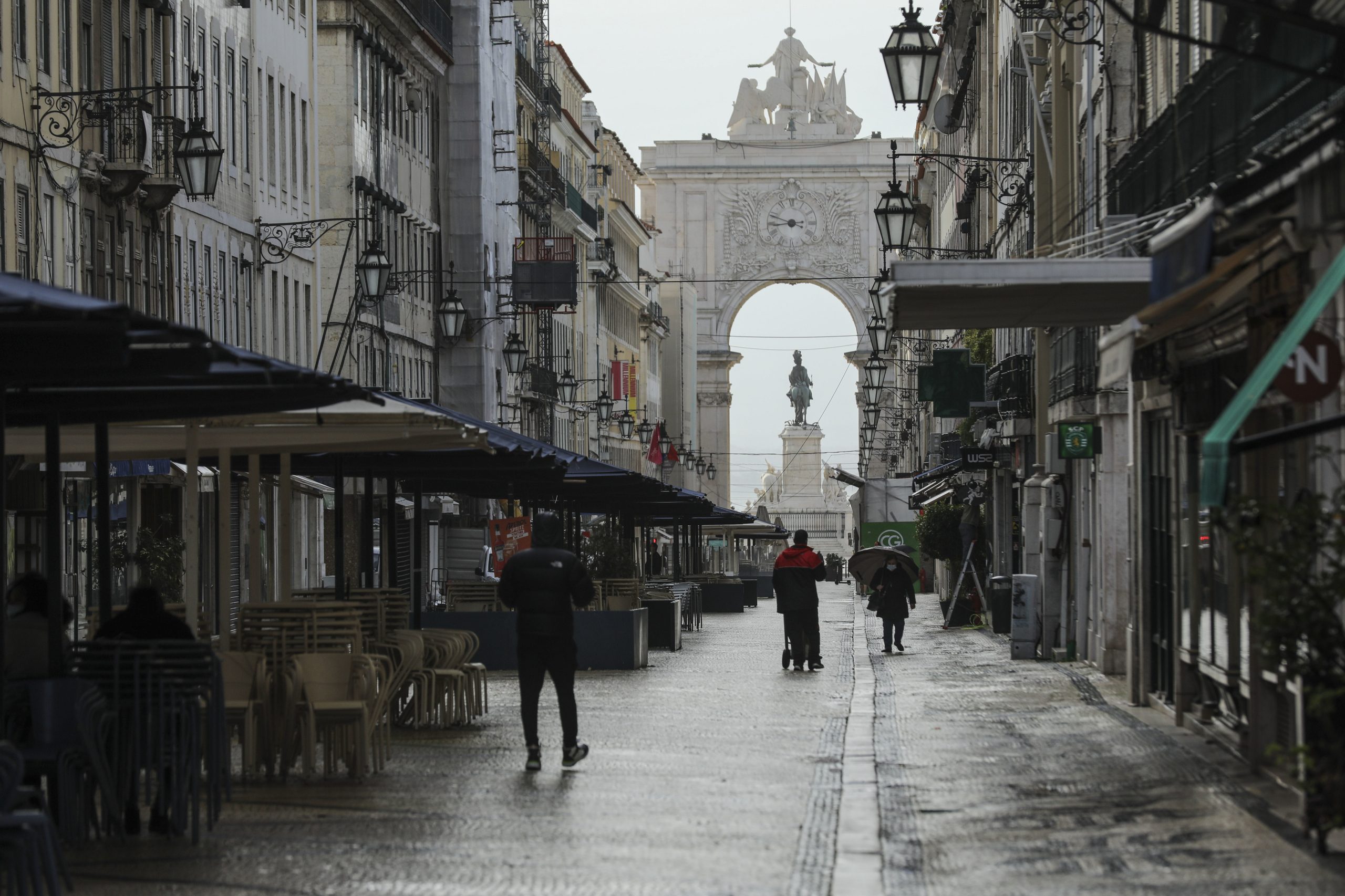 Portugal com mais 167 mortes e 3.480 novos casos de covid-19. Internamentos em queda pelo terceiro dia consecutivo