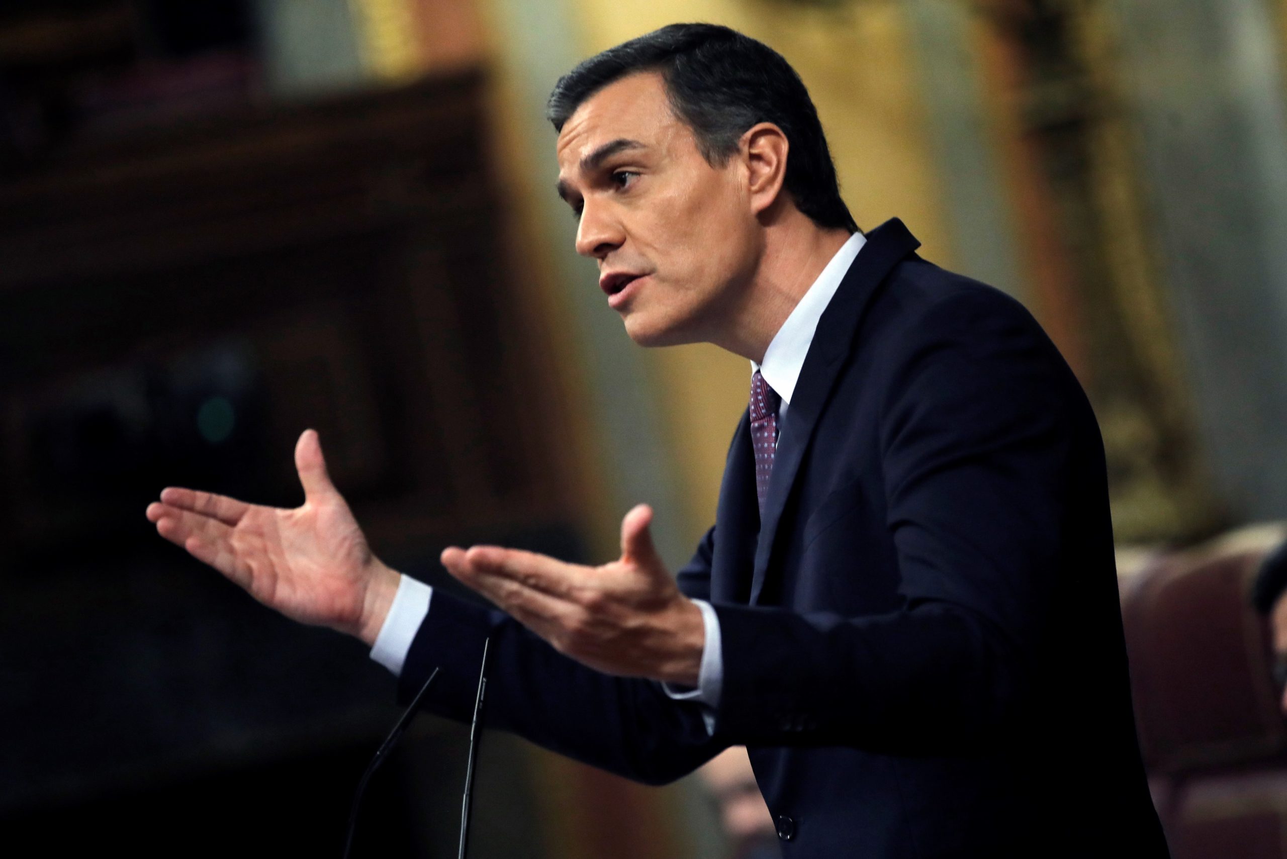 Pedro Sánchez deverá ser reconduzido hoje primeiro-ministro de Espanha