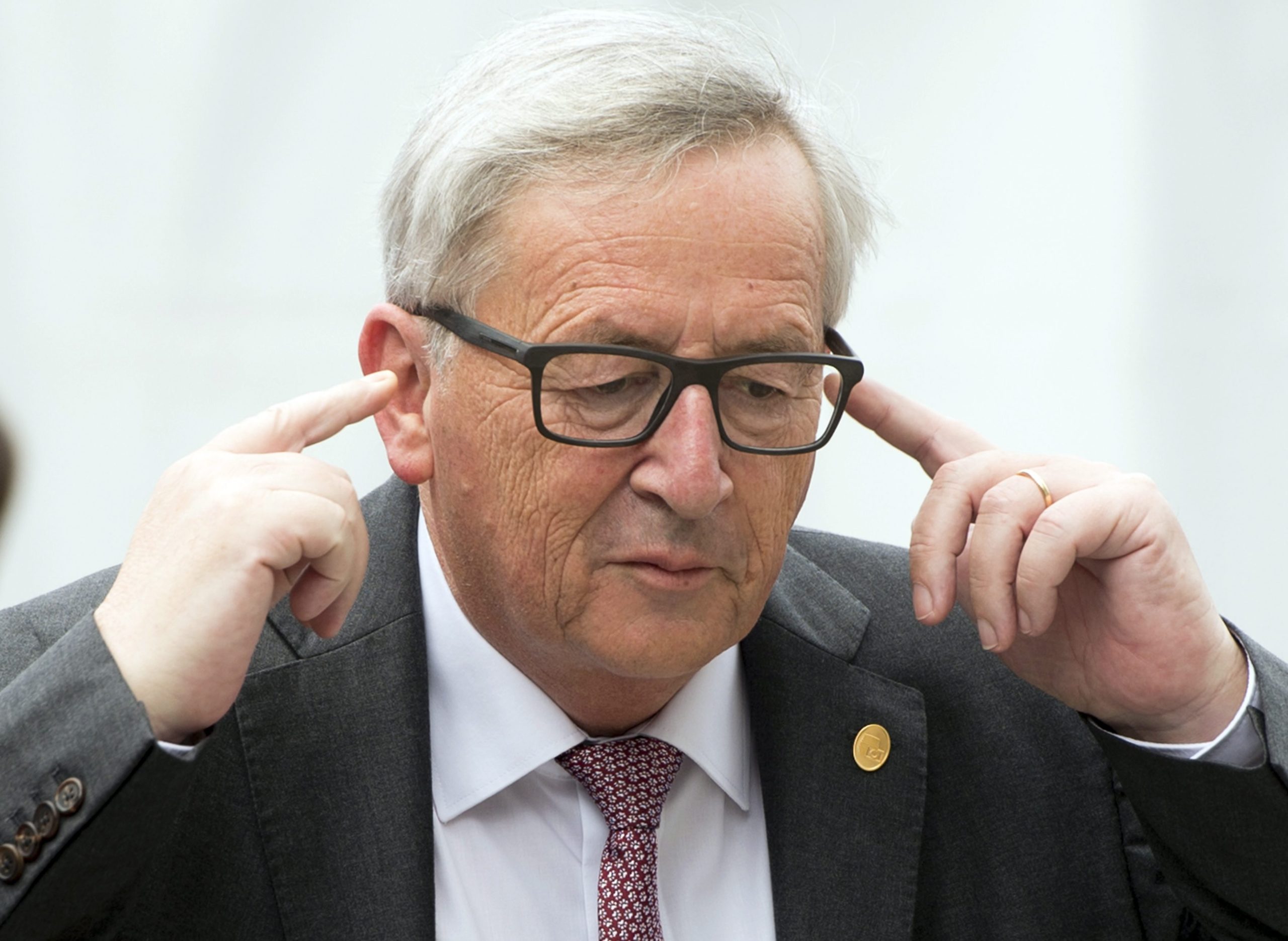 OPA à EDP: Juncker diz que Bruxelas pouco pode fazer e defende nova regulação