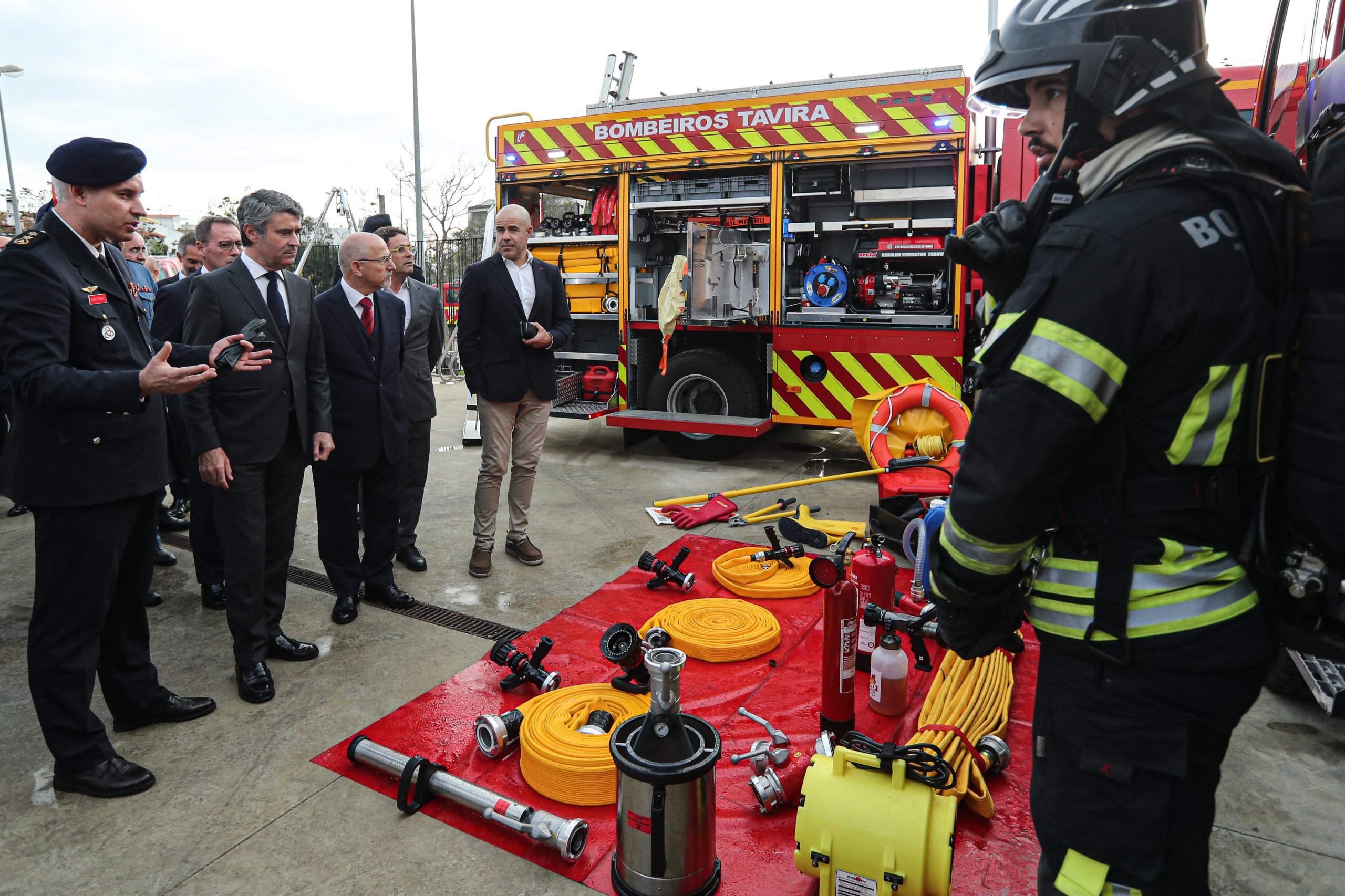 Liga dos Bombeiros defende análise às equipas de intervenção permanente