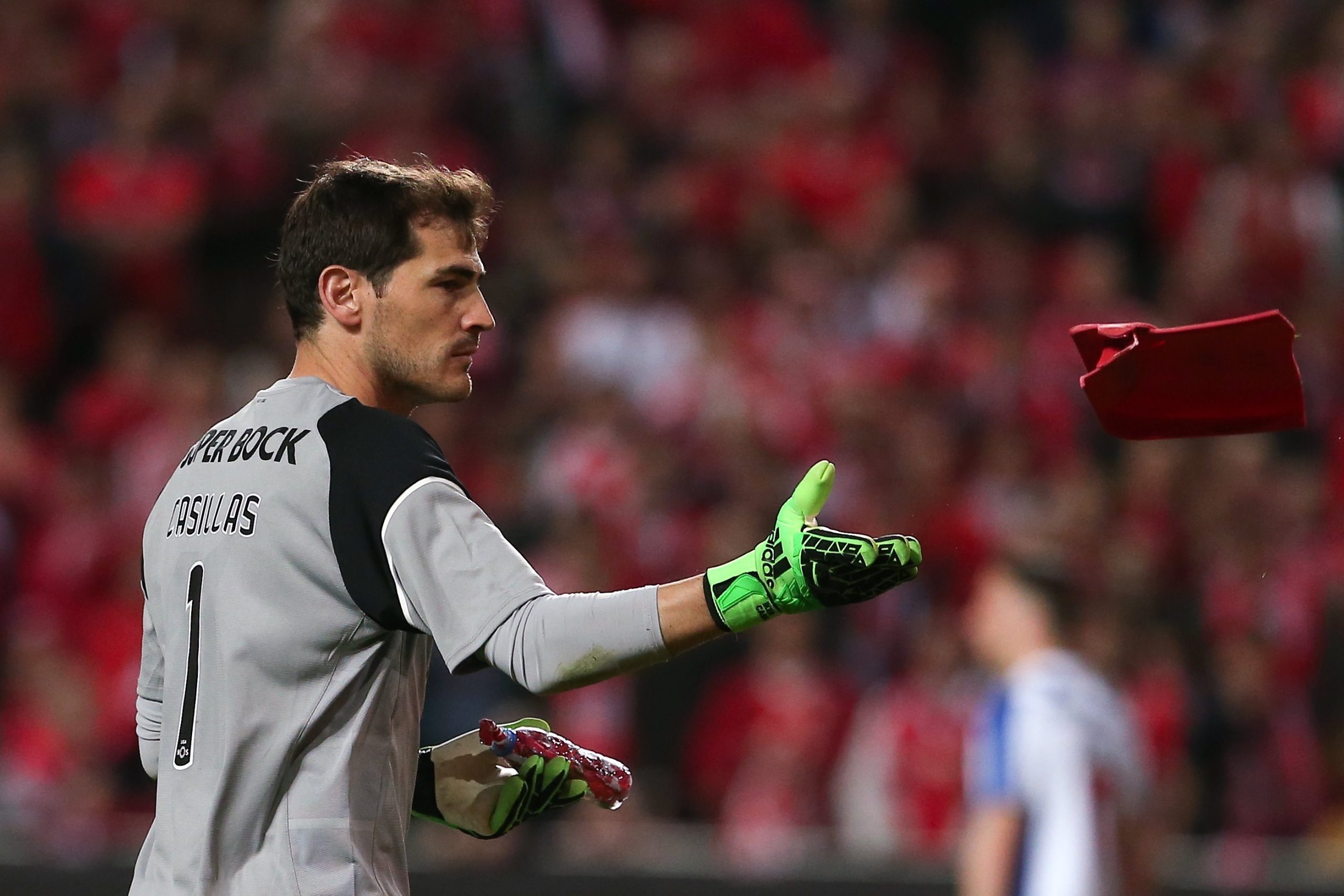 Espanhóis vão a Chaves para ver “lenda viva” Casillas