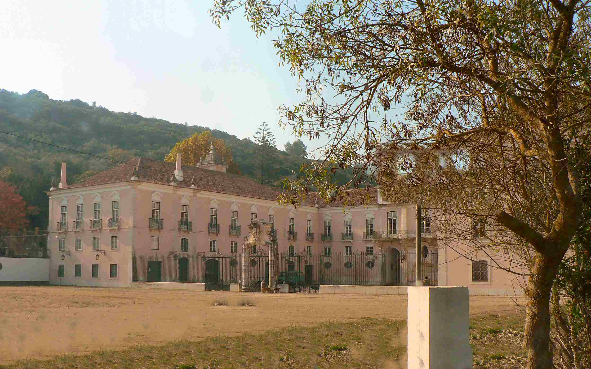 Palacete Loures, em Lisboa, classificado como Monumento de Interesse Público
