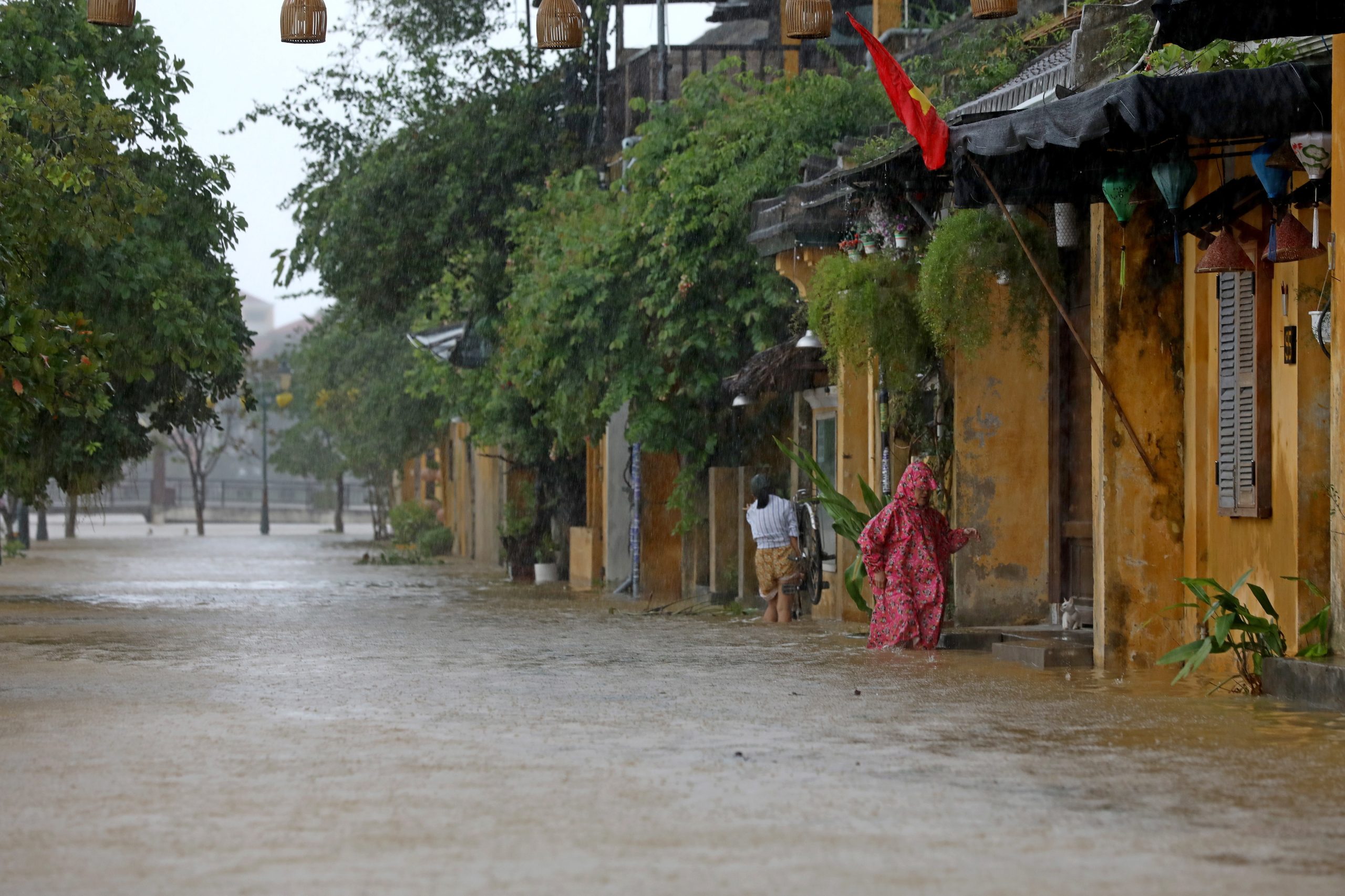 Vietname: Mais de 1,2 milhões de casas destruídas pelas inundações no centro do país