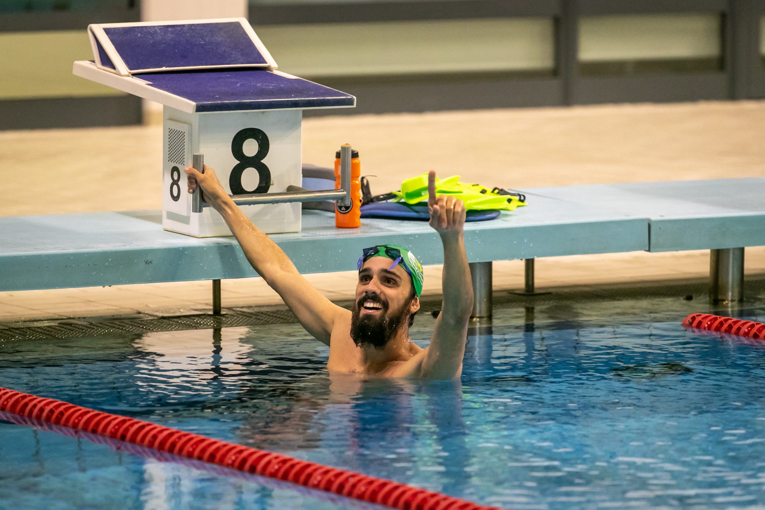 Alexis Santos: “Mais estranho do que dois meses sem piscina, é não saber próximo objetivo”. Voltar à natação (e às competições) depois da pandemia