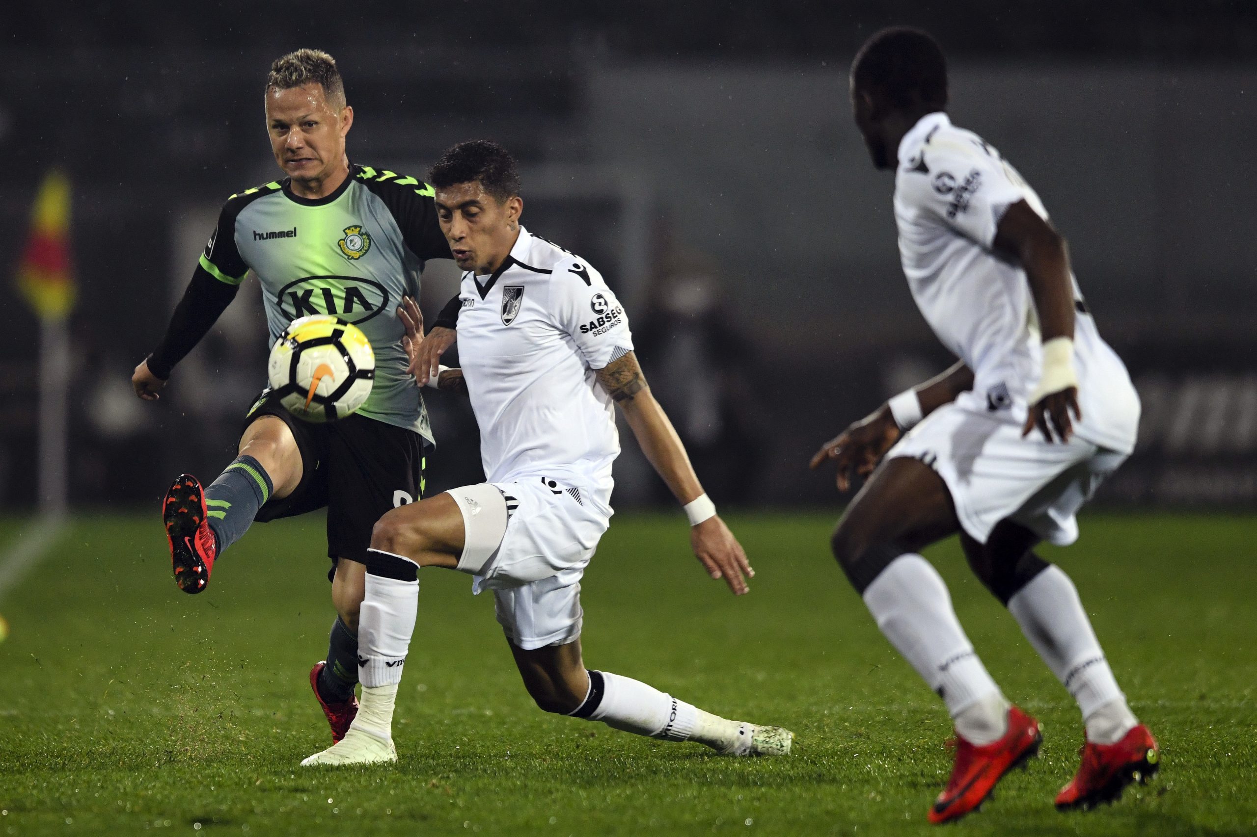 Vitória de Guimarães e Vitória de Setúbal empatam na I Liga