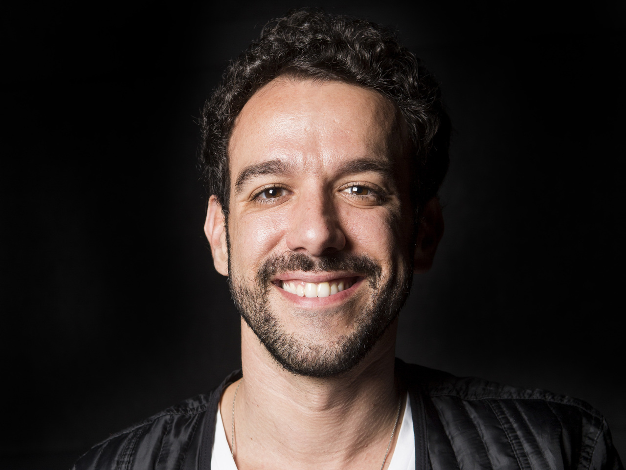 Márcio Debellian