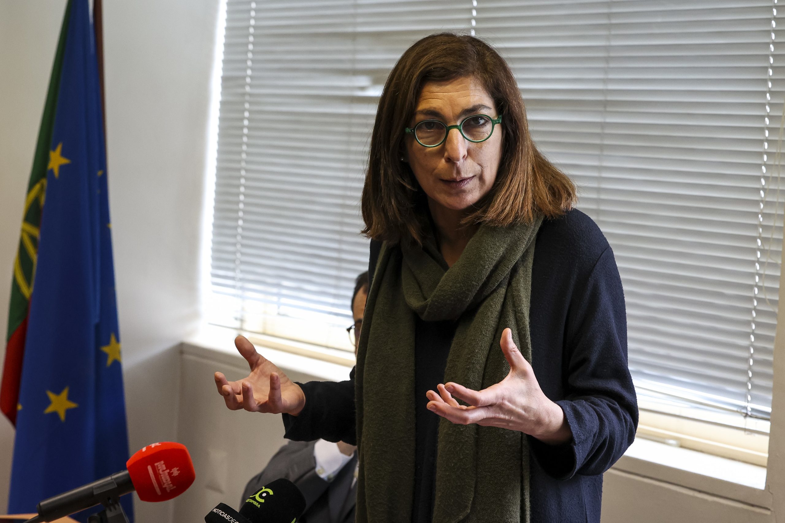 Ana Catarina Mendes condena “agressões repugnantes” a cidadão nepalês em Olhão