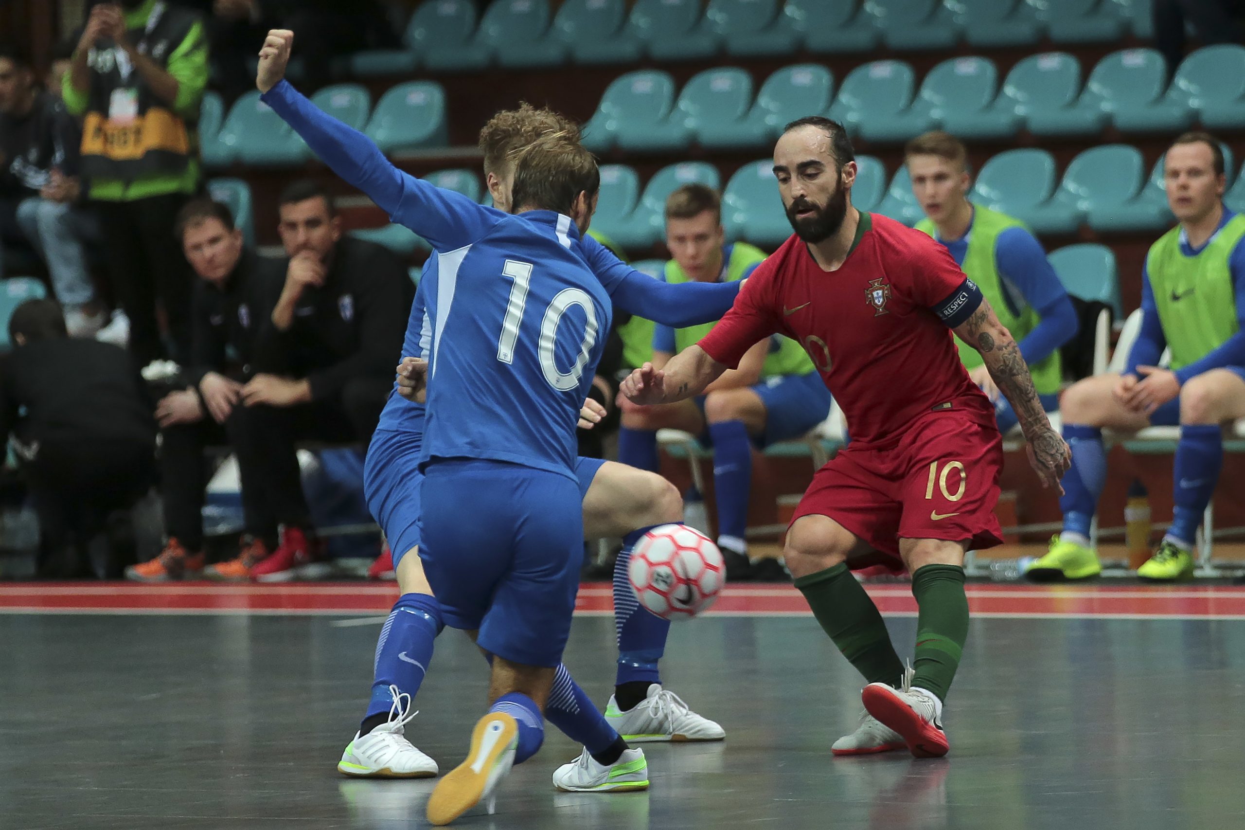 Ricardinho pode impulsionar profissionalismo da Liga francesa de futsal