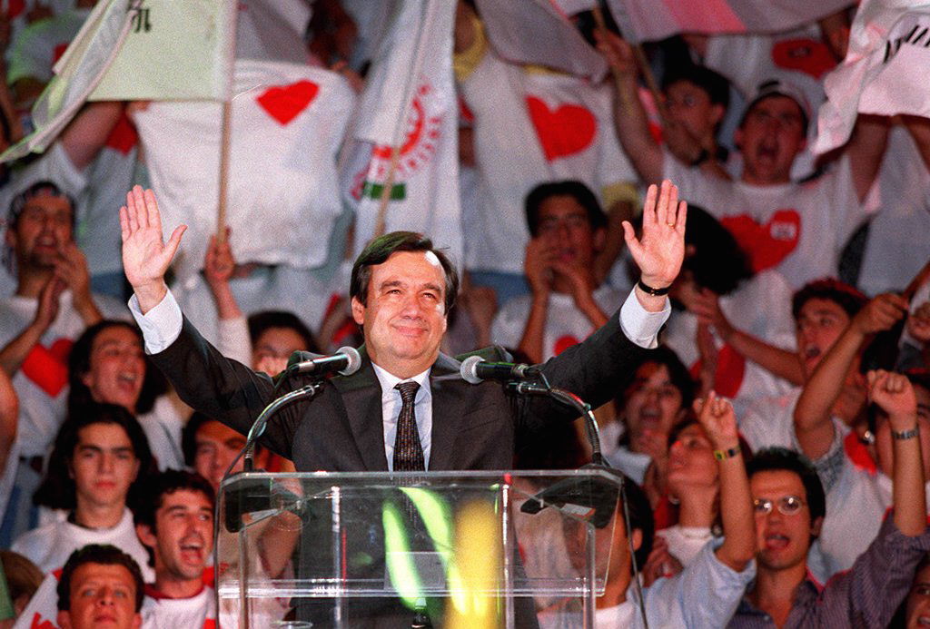 Crises políticas recentes em Portugal levaram (em média) menos de três meses a resultar em eleições