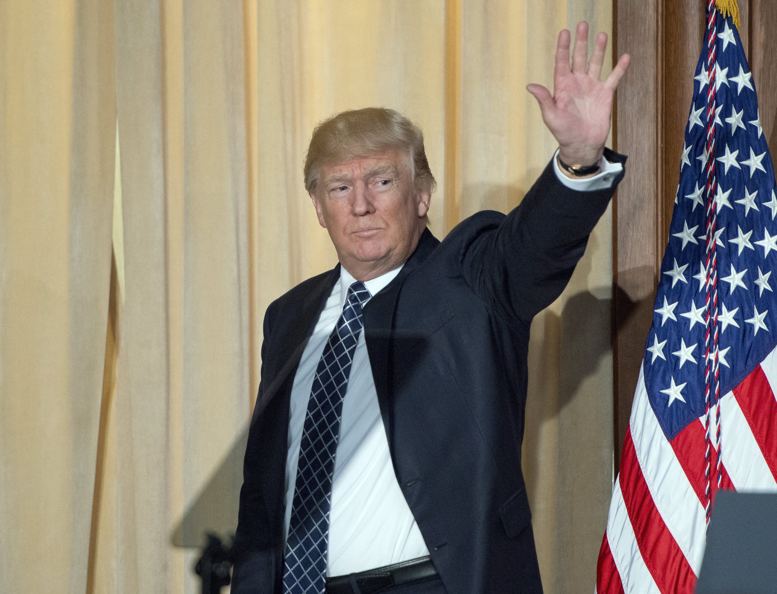 Trump prevê que o seu encontro com Xi Jinping vai ser muito difícil