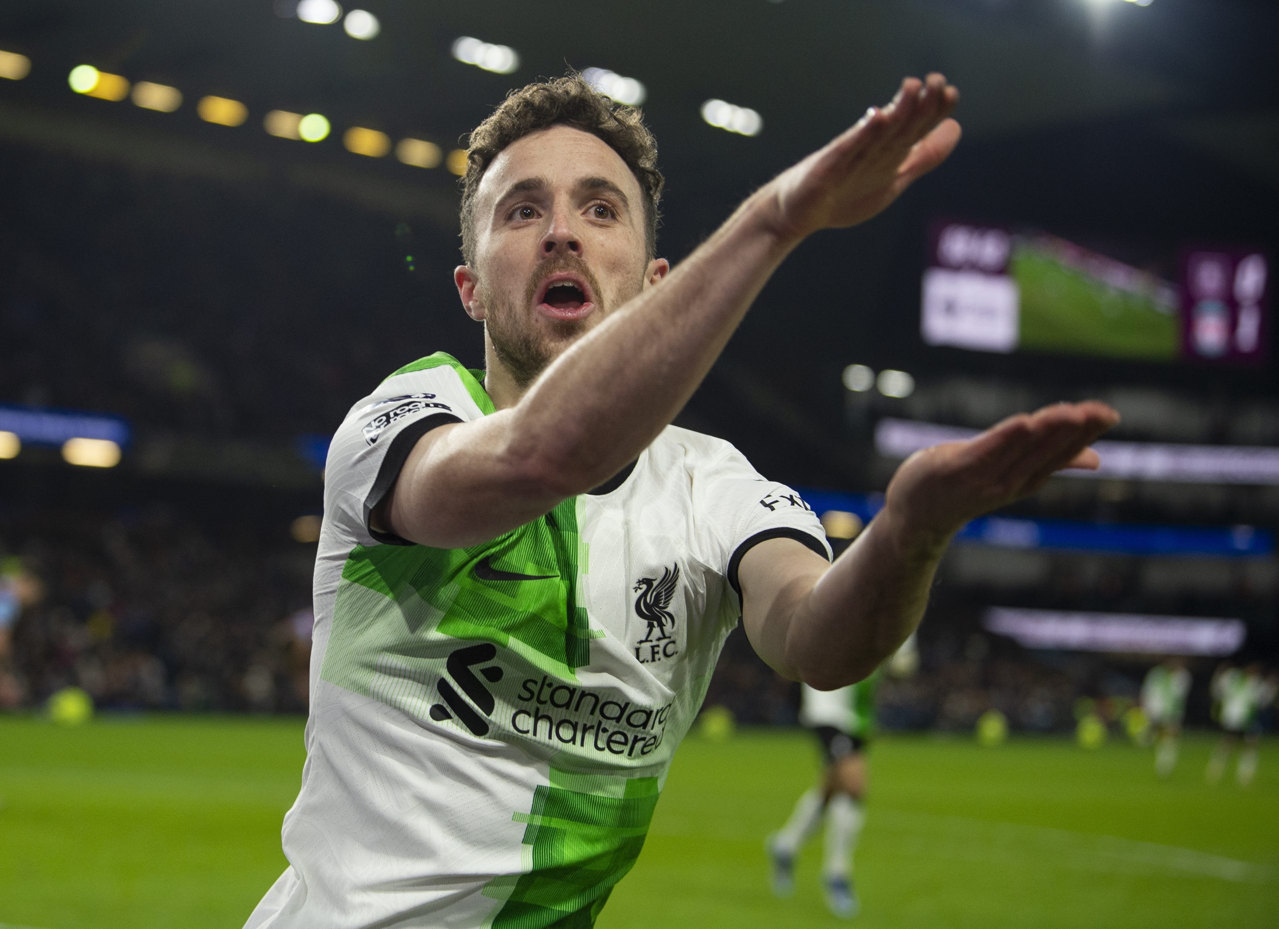 Diogo Jota marca no regresso e ajuda a vitória do Liverpool