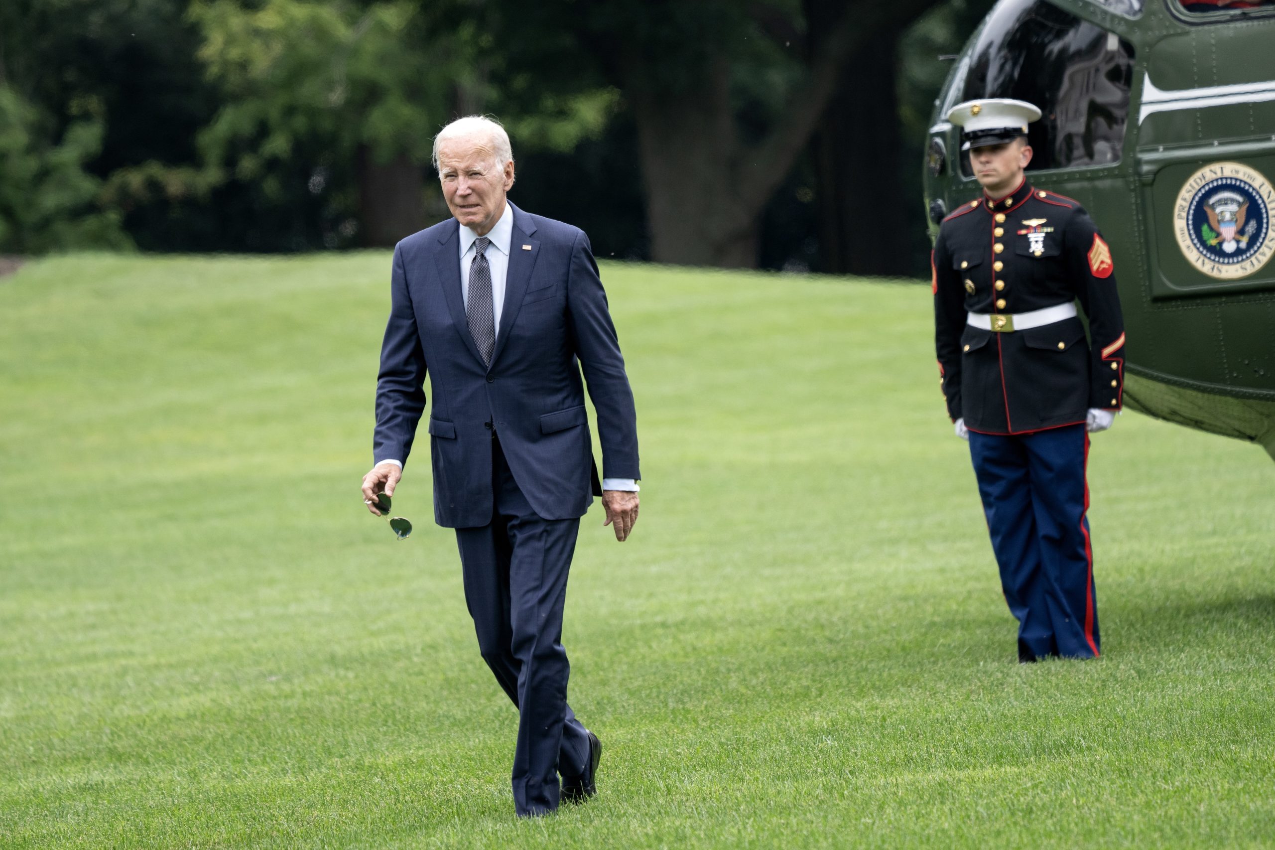 Biden saúda libertação de norte-americanos no Irão e anuncia novas sanções