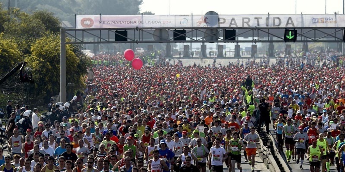 Maratona e Meia Maratona de Lisboa condicionam várias vias da cidade. Saiba onde não pode circular este domingo
