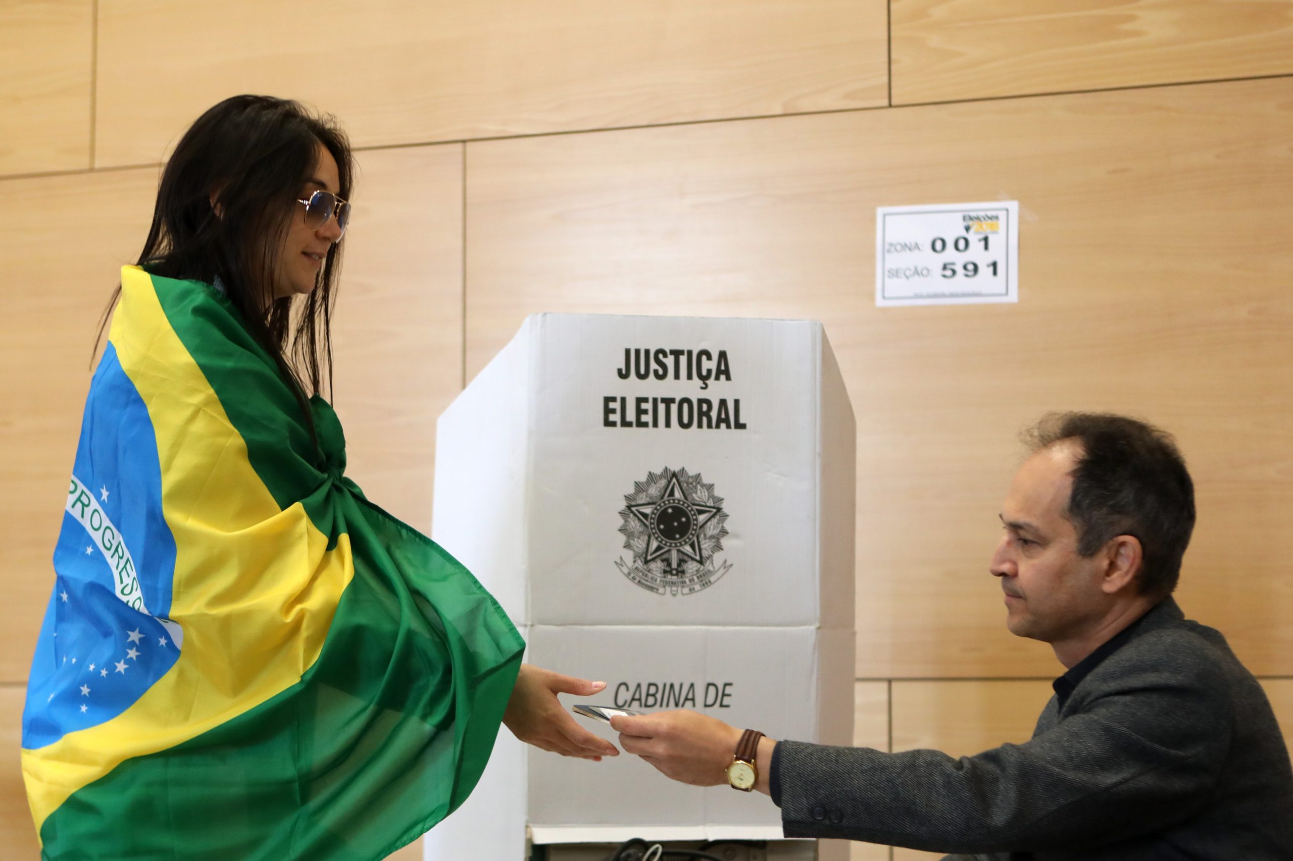 Brasil: PS sublinha importância do respeito pelos princípios do estado de direito demorático